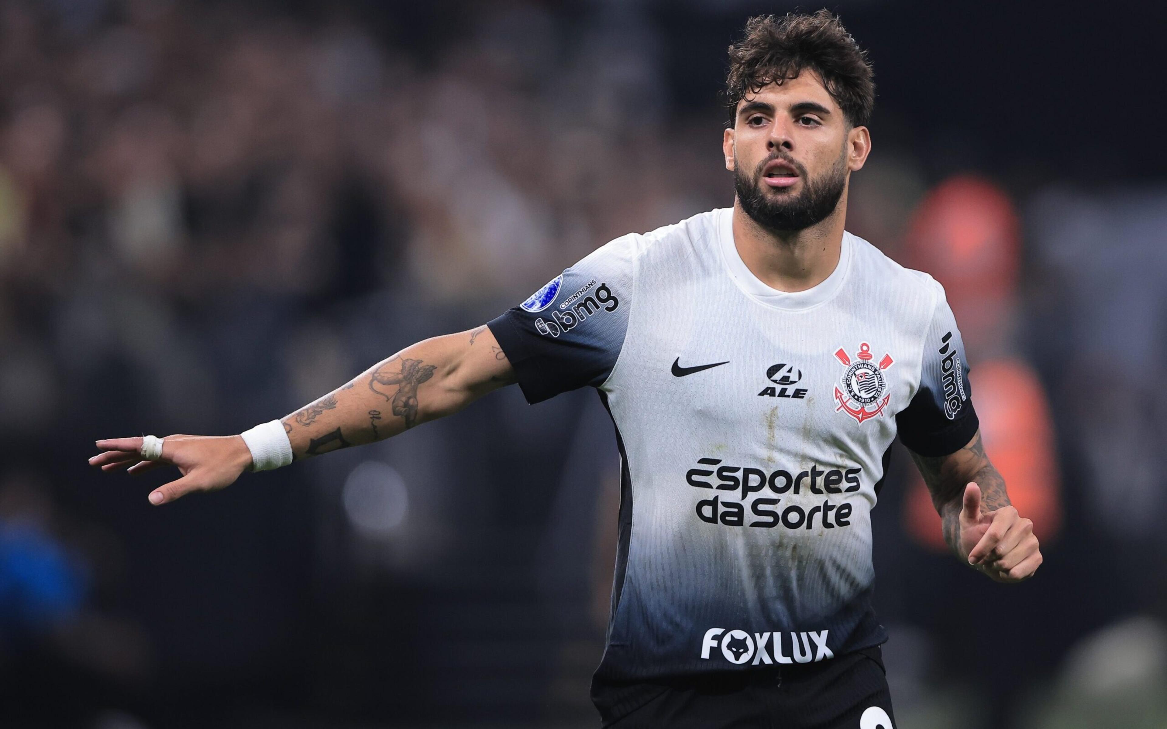 Yuri Alberto responde se disputará vaga com Memphis Depay no ataque do Corinthians