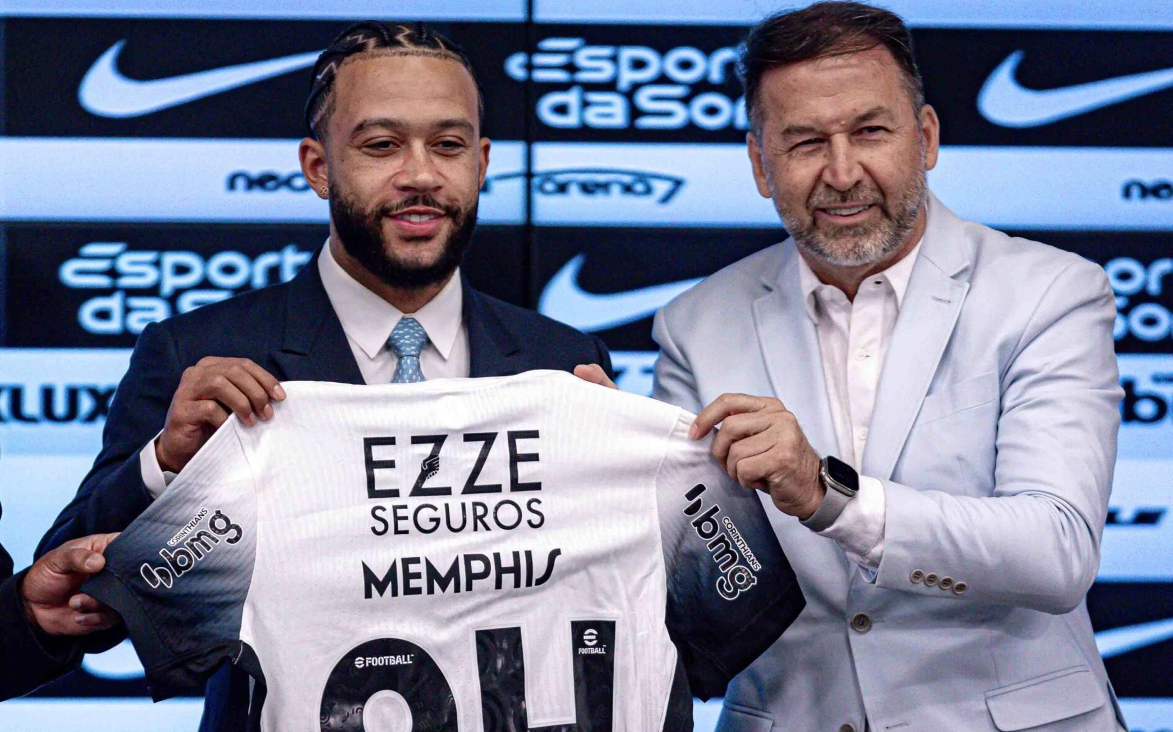 Corinthians inscreve Memphis Depay na Sul-Americana