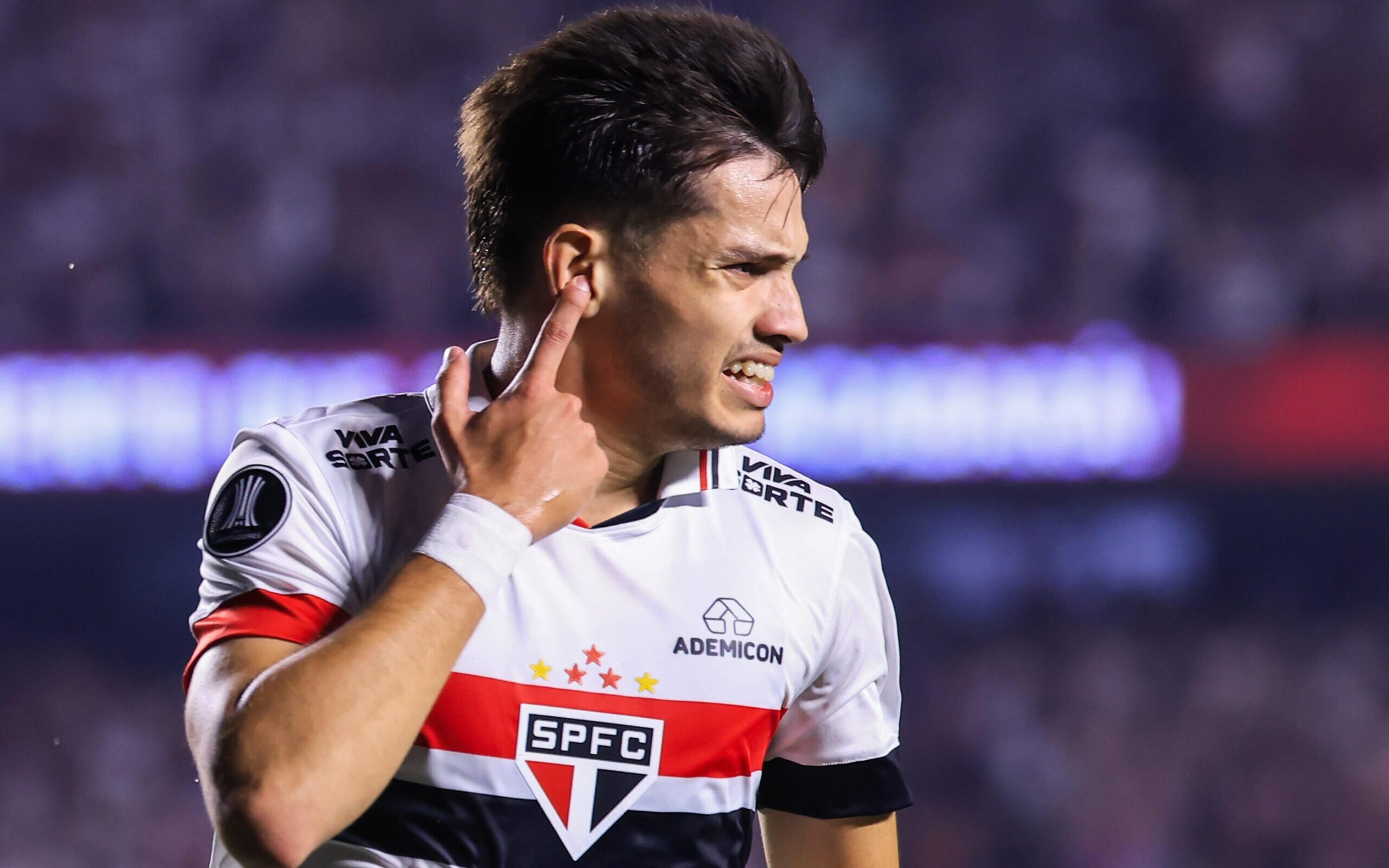 Titular no meio-campo do São Paulo, Bobadilla vira dúvida na decisão da Copa do Brasil