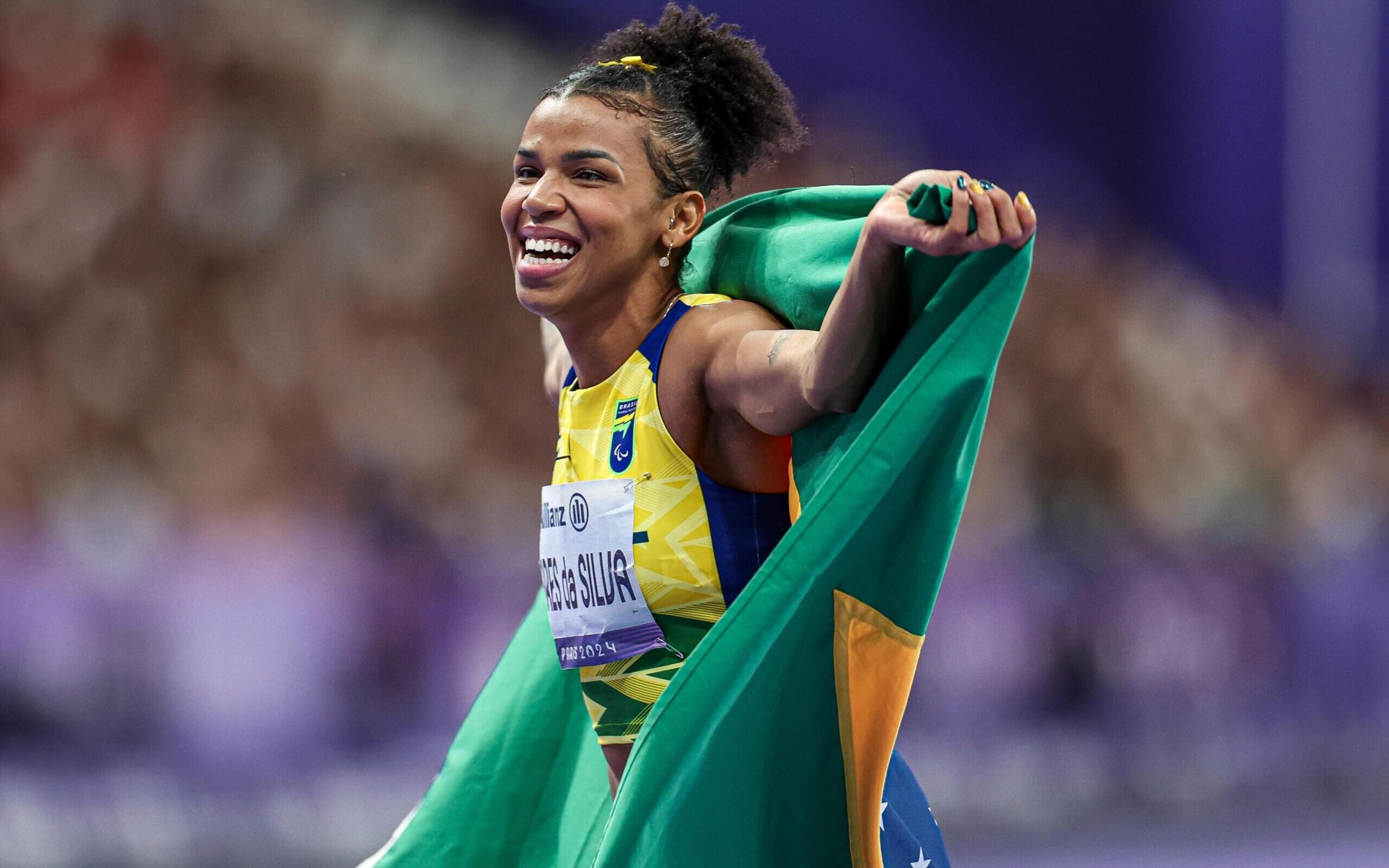 Rayane Soares bate recorde sul-americano e conquista medalha de prata nos 100m T13