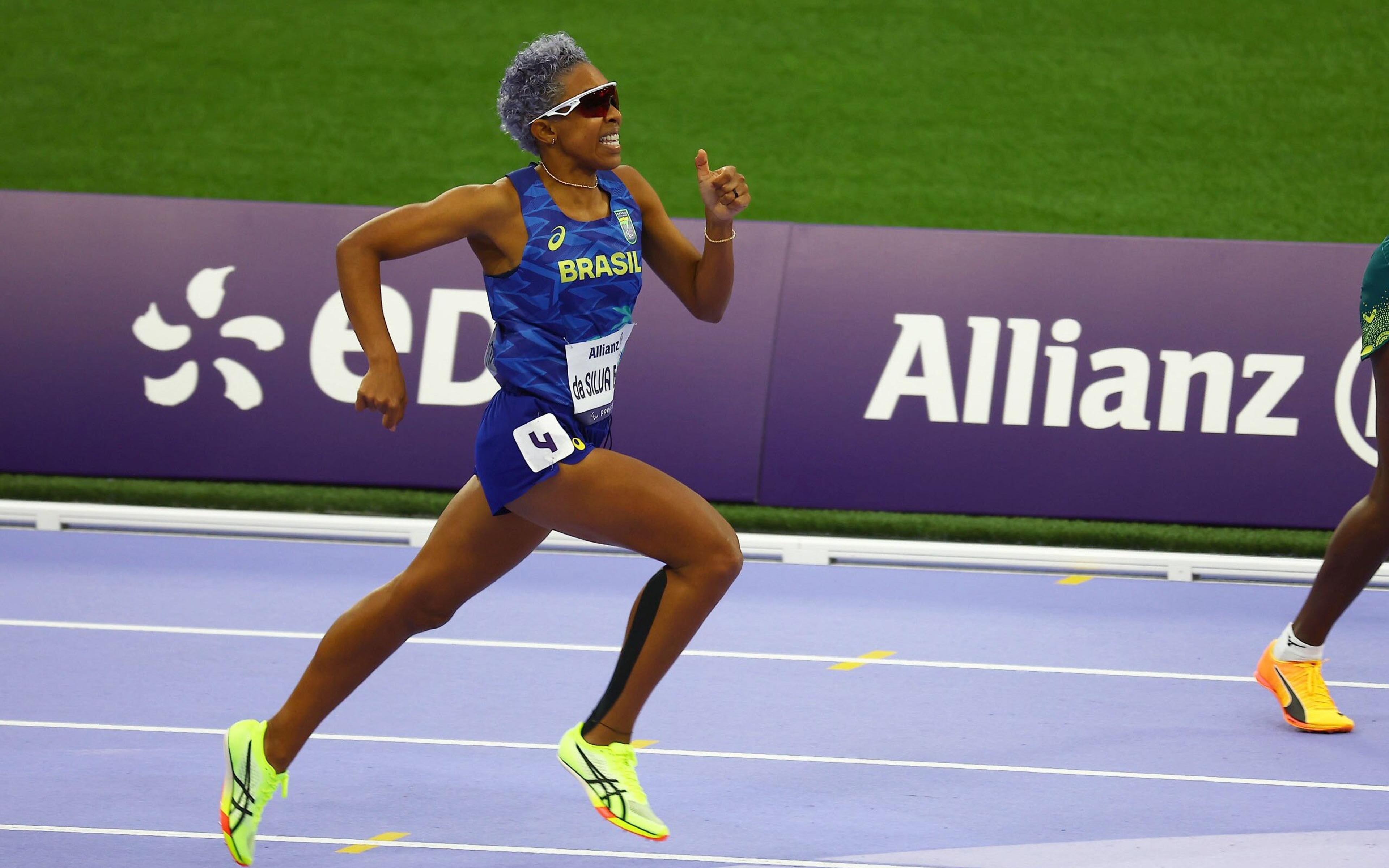 Paralimpíadas: Keyla Barros é medalha de bronze nos 1500m – T20