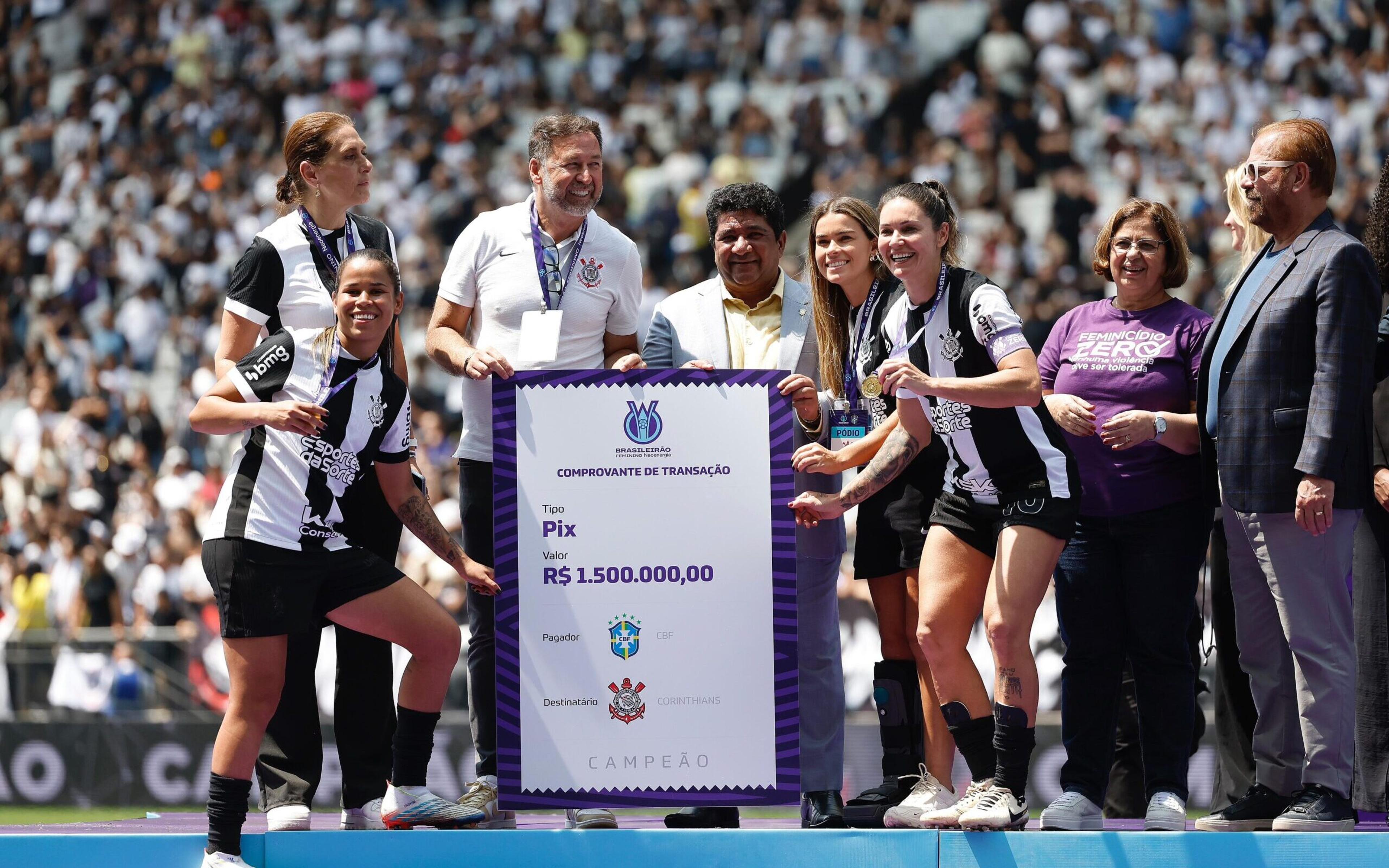 Brasileirão Feminino tem premiação recorde e presidente da CBF promete aumento para 2025