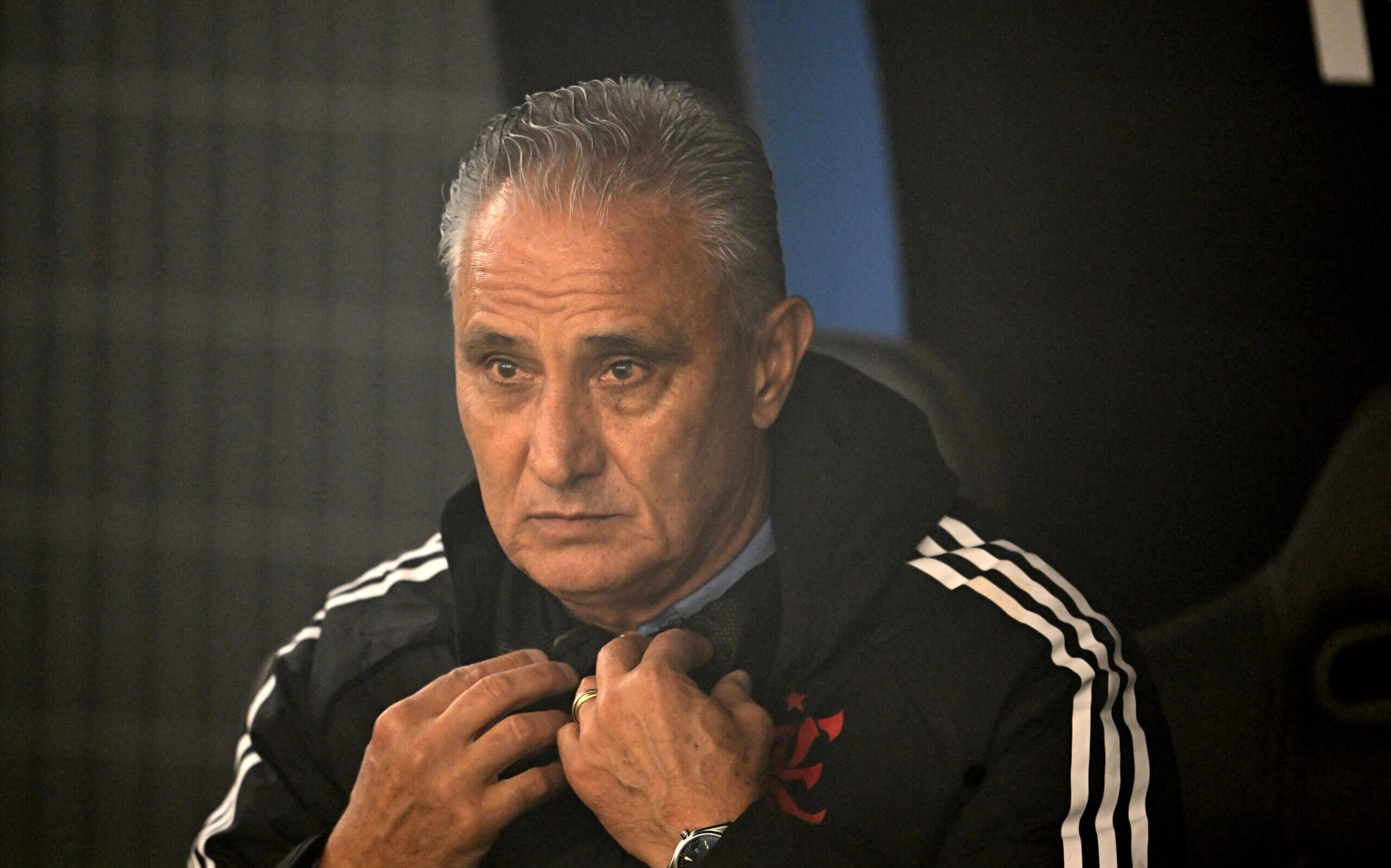 Torcedores do Flamengo pedem a saída de Tite: ‘Tem nem que voltar para o Rio de Janeiro’