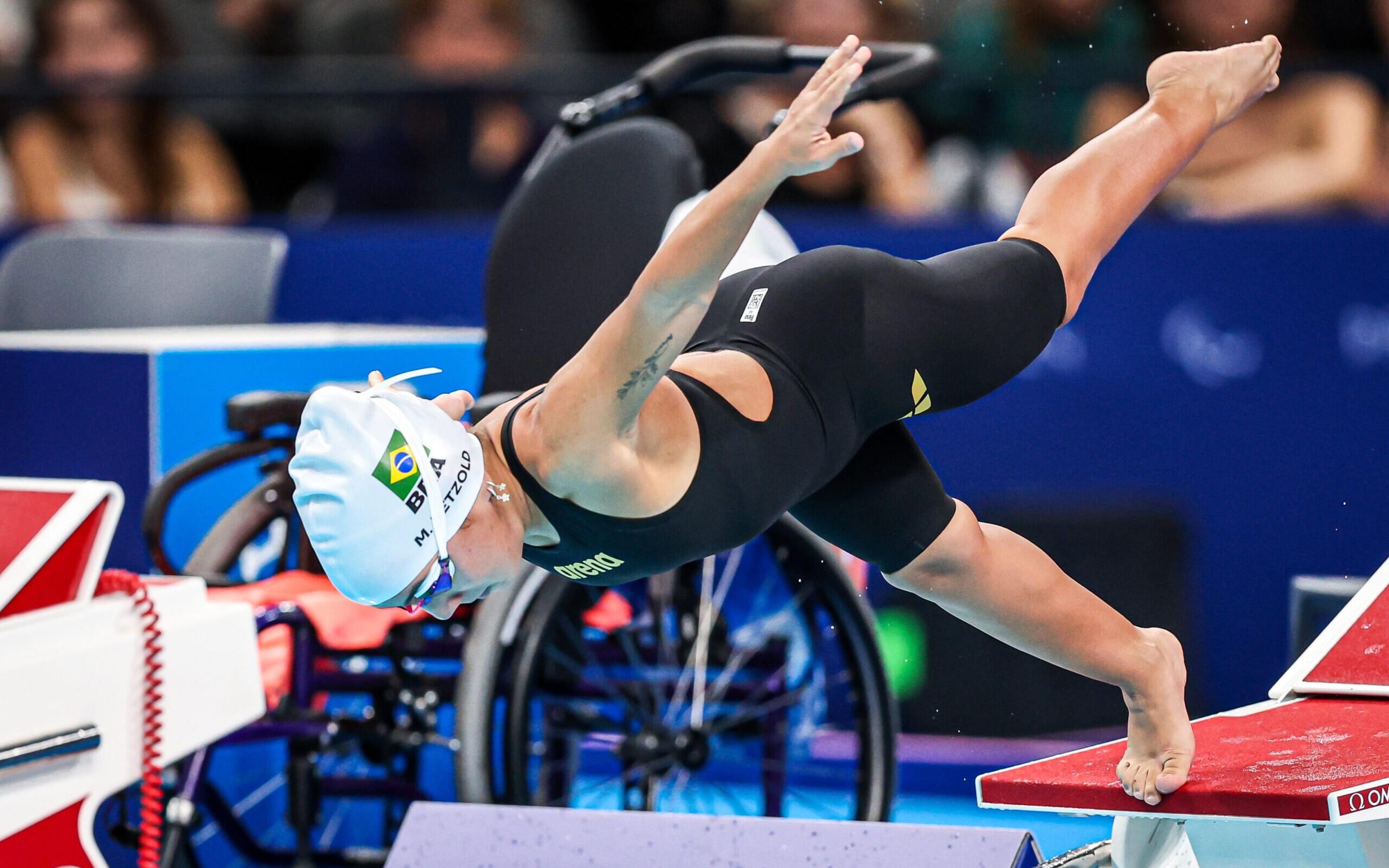 Mayara Petzold conquista segunda medalha do dia na natação para o Brasil