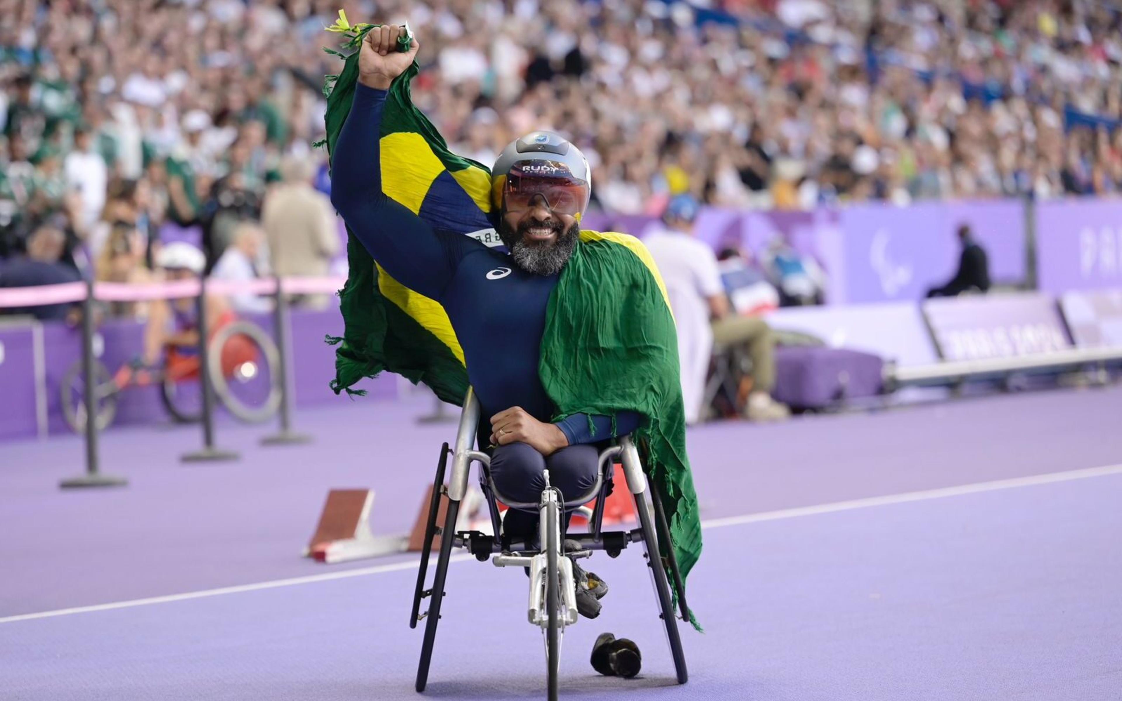 Ariosvaldo Fernandes conquista medalha de bronze nos 100m (T53)