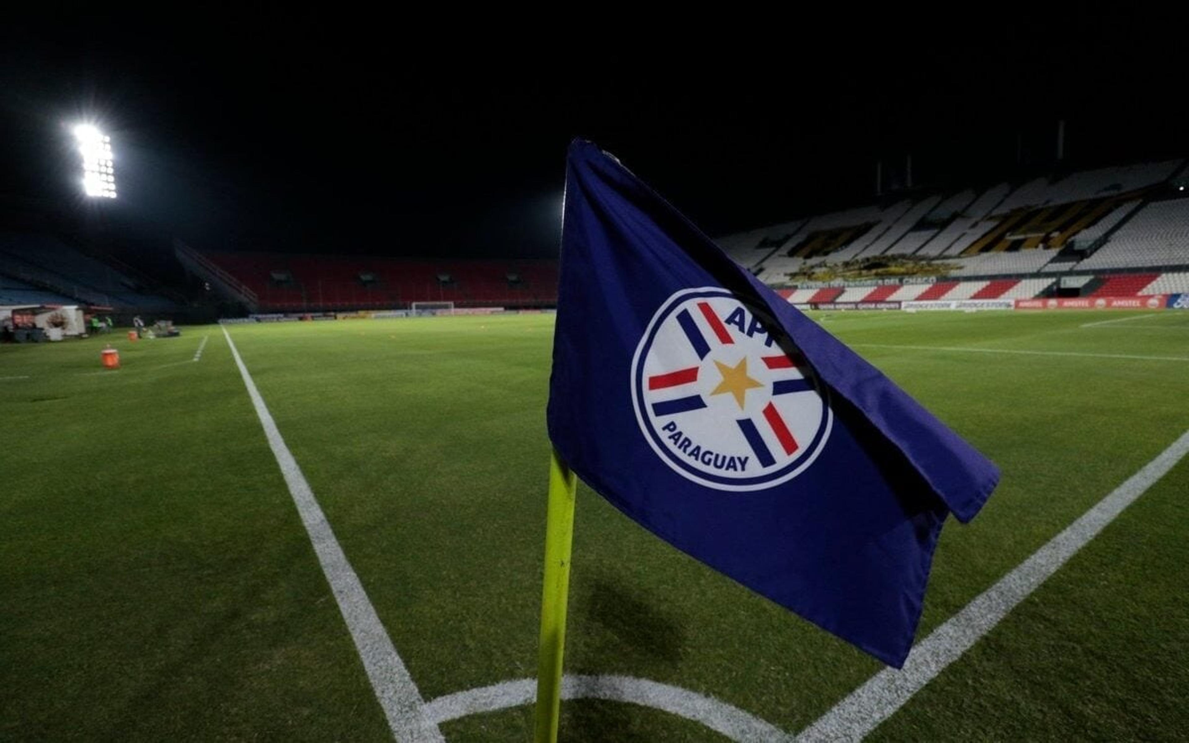 Paraguai x Brasil: federação local proíbe torcida de usar camisa da Seleção fora do setor visitante