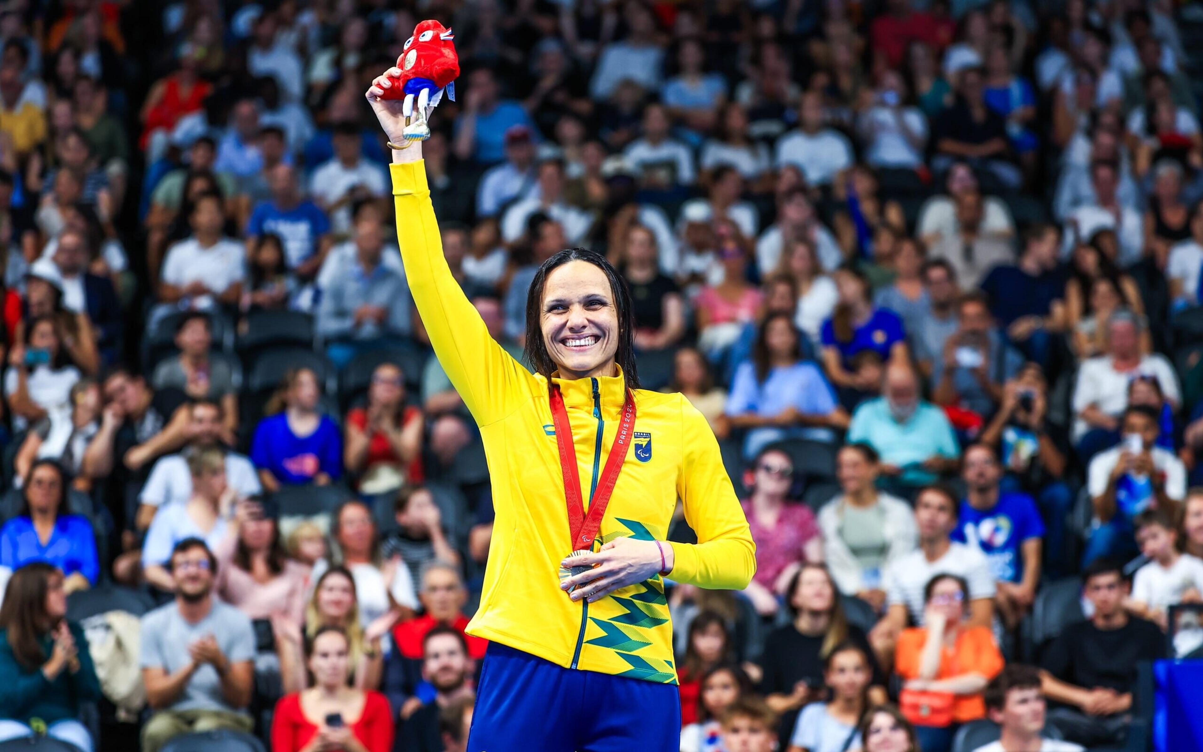 Carol Santiago e Fernando Rufino serão porta-bandeiras do Brasil na cerimônia de encerramento das Paralimpíadas