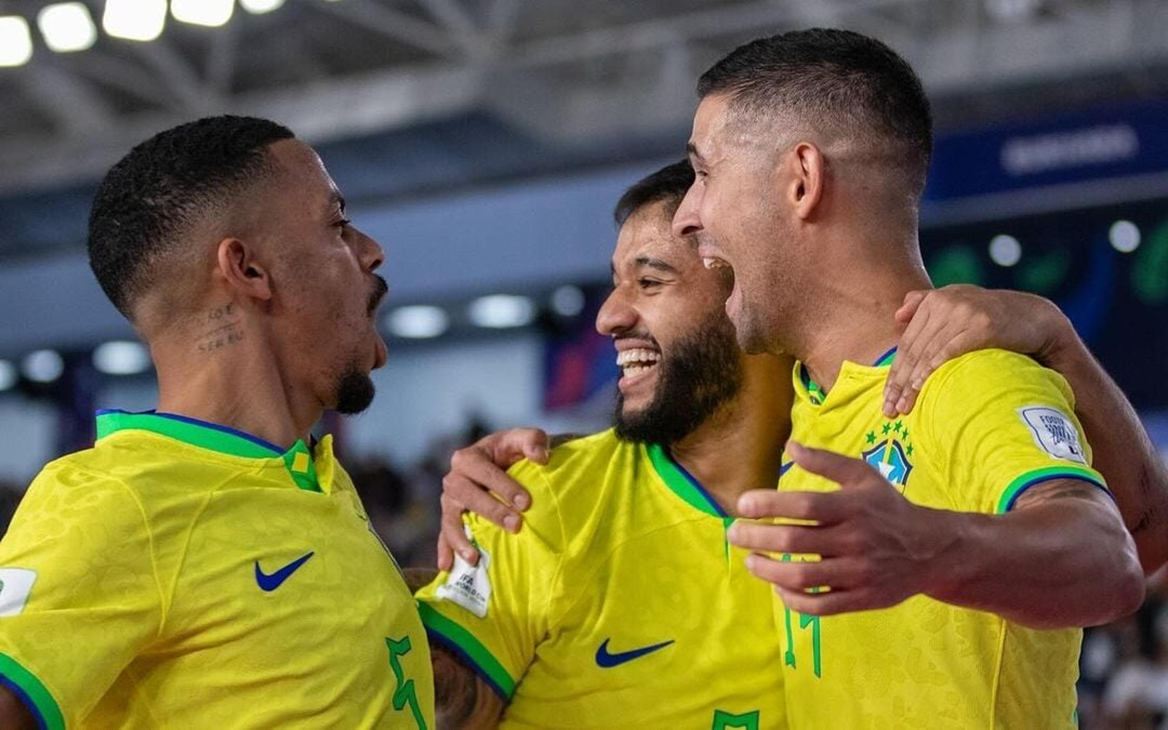 Brasil vence Marrocos e vai à semifinal da Copa do Mundo de Futsal