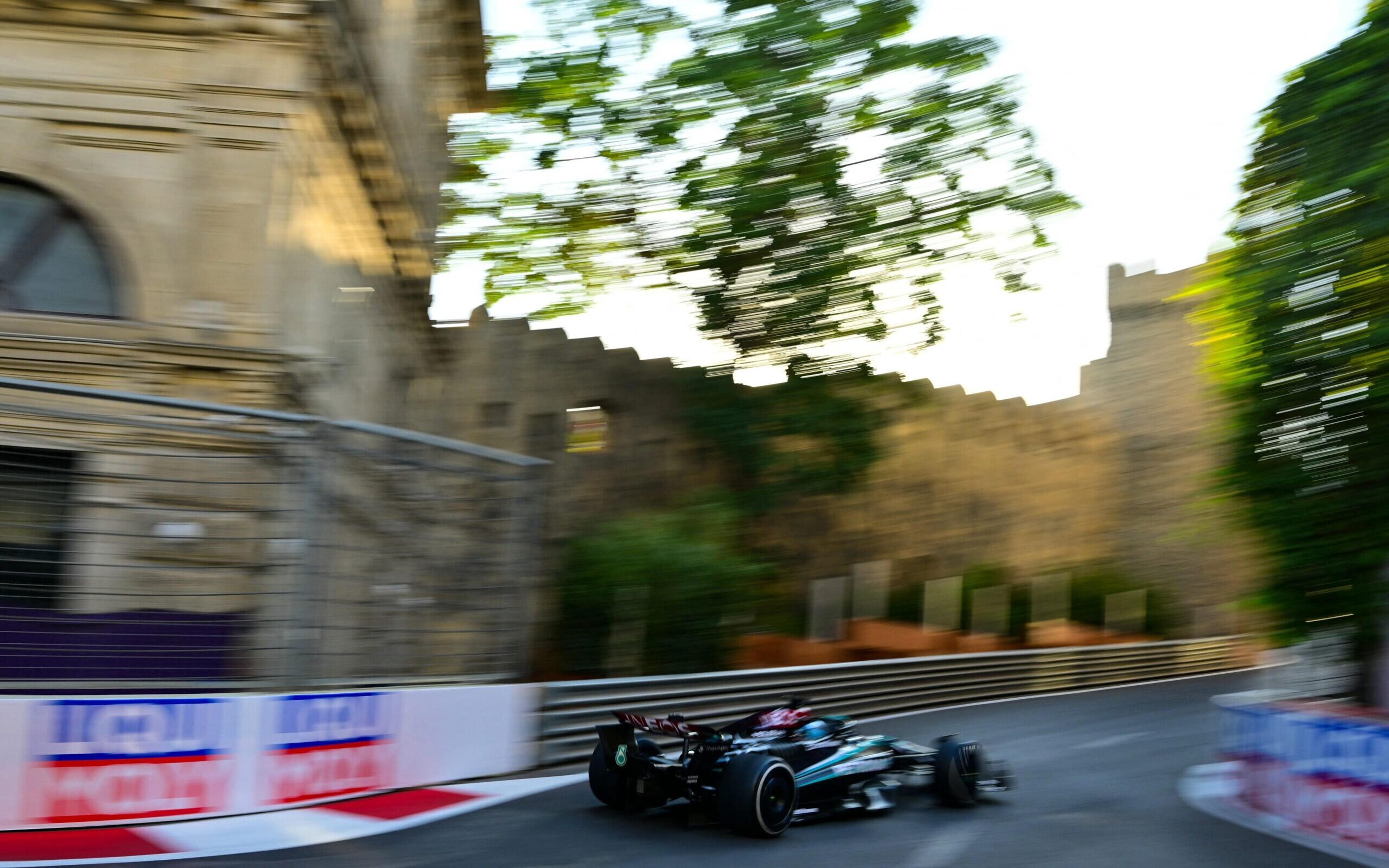 Russell supera Leclerc por 0s013 e põe Mercedes no topo do TL3 do GP do Azerbaijão