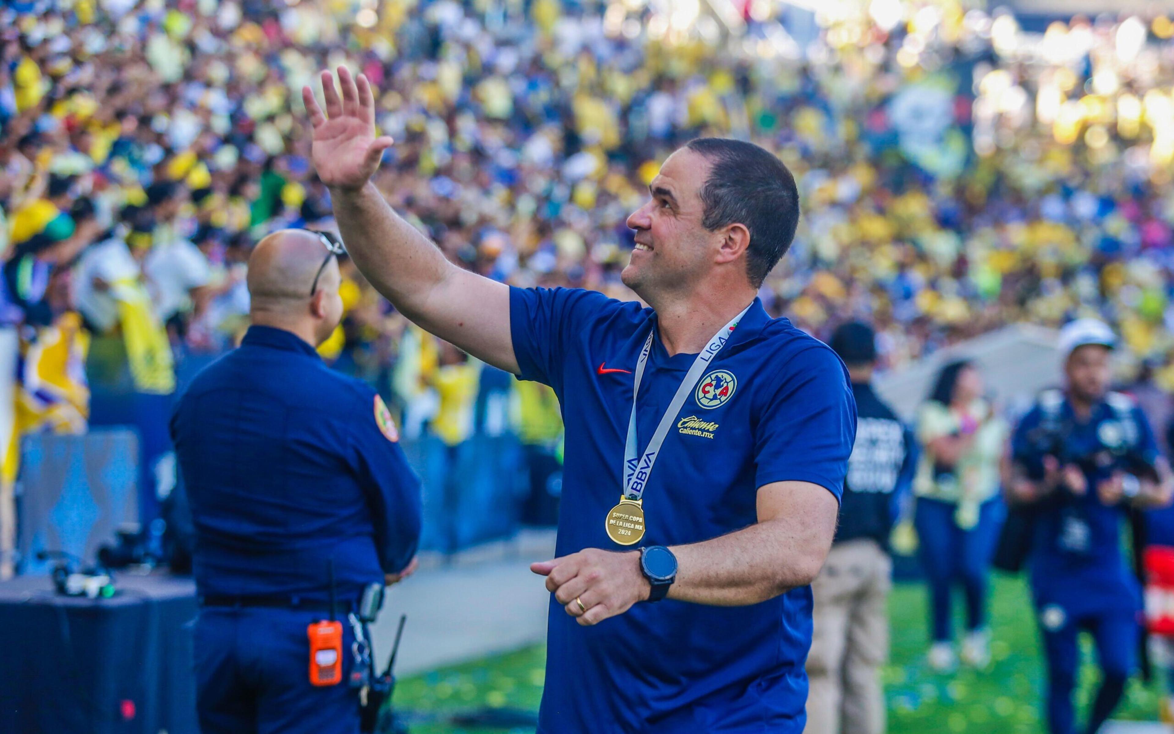 André Jardine se torna o maior campeão da história do América-MEX