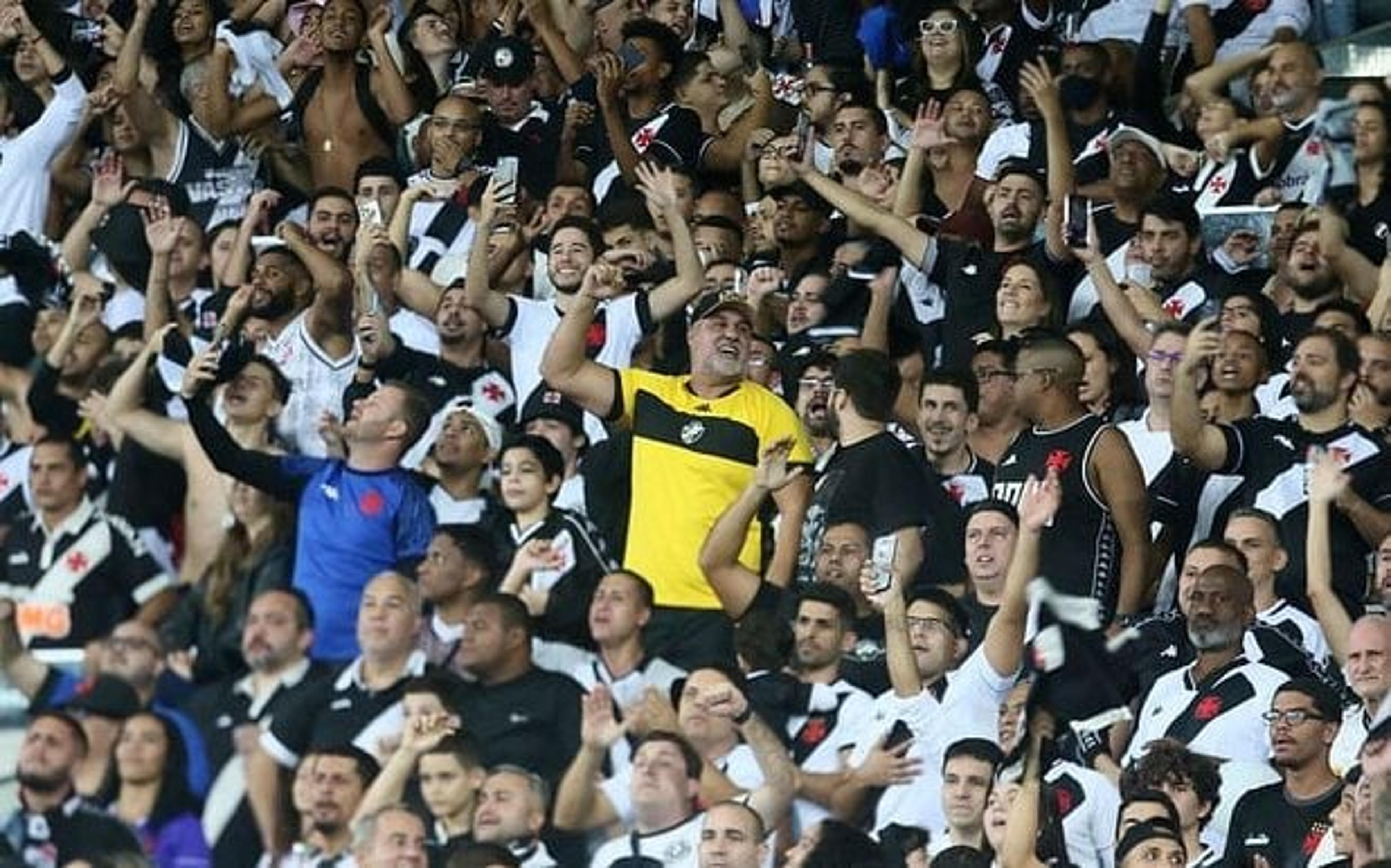 Preço do ingresso para semifinal da Copa do Brasil revolta vascaínos: ‘R$ 357 para tomar spray de pimenta’