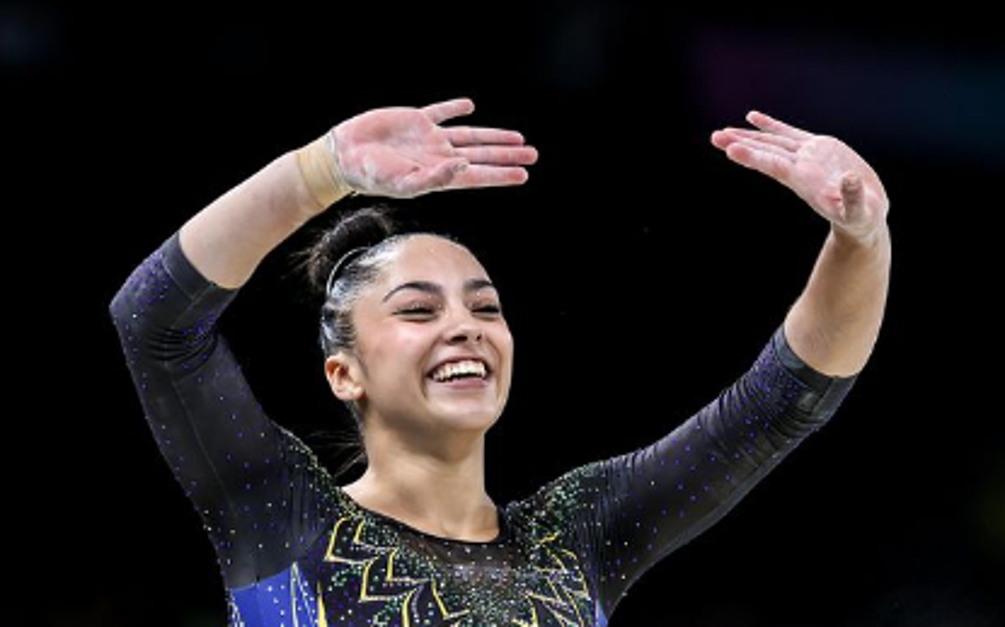 Julia Soares conquista ouro no individual geral do Campeonato Brasileiro de ginástica artística