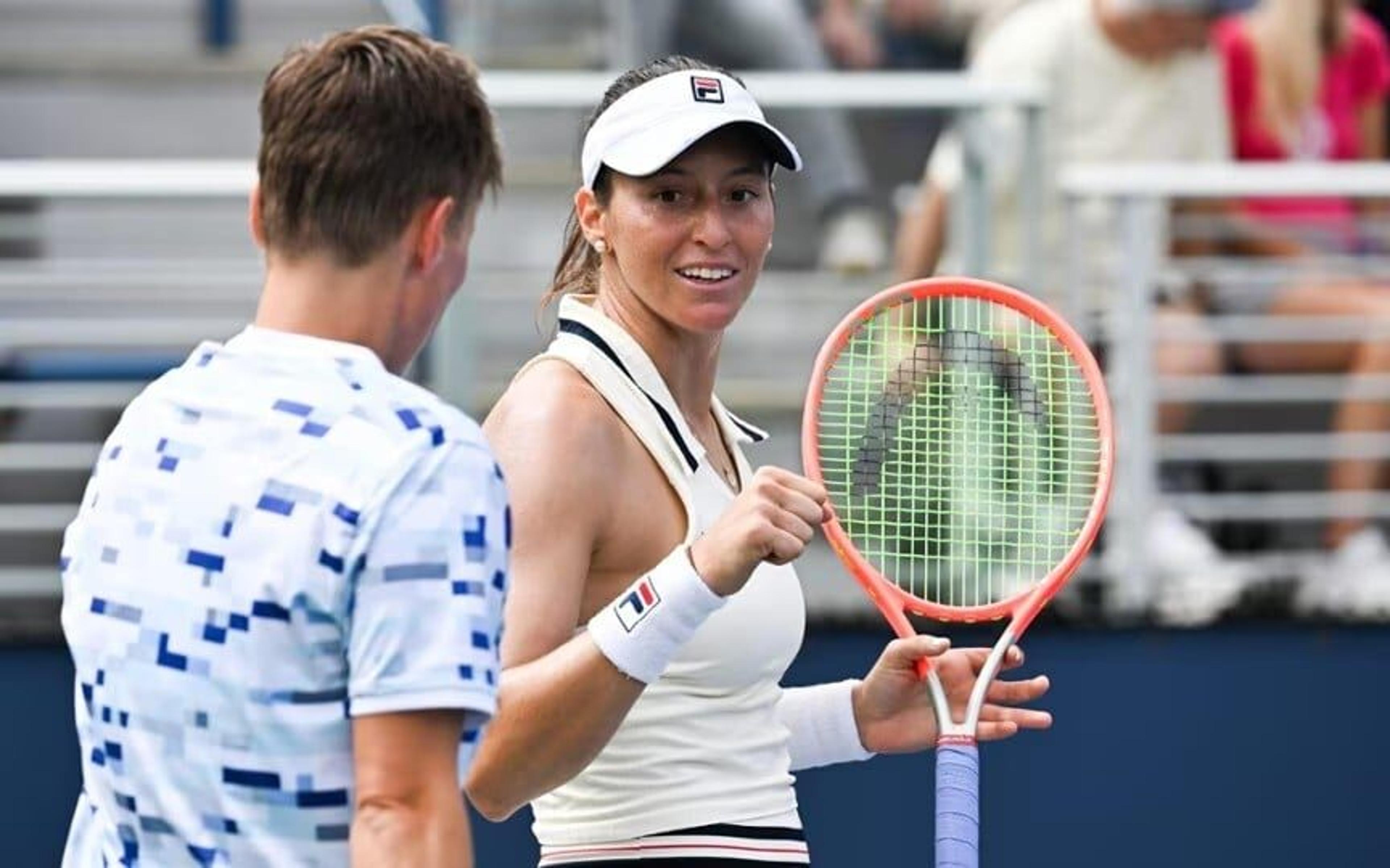 Luisa Stefani e Schuurs caem diante de favoritas nas quartas do US Open