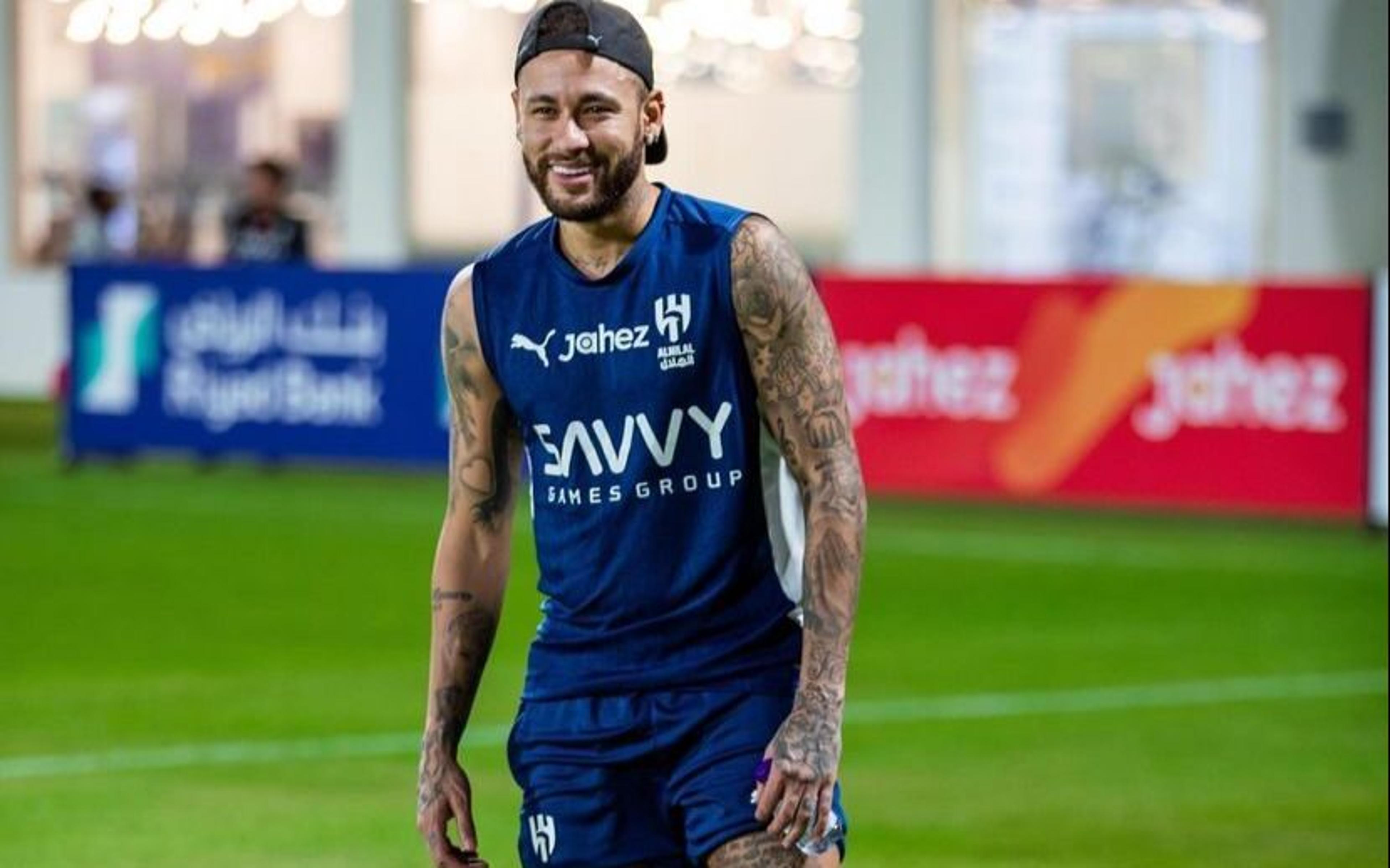 Neymar impressiona em treino de finalizações do Al-Hilal e torcedores imploram: ‘Volta logo’