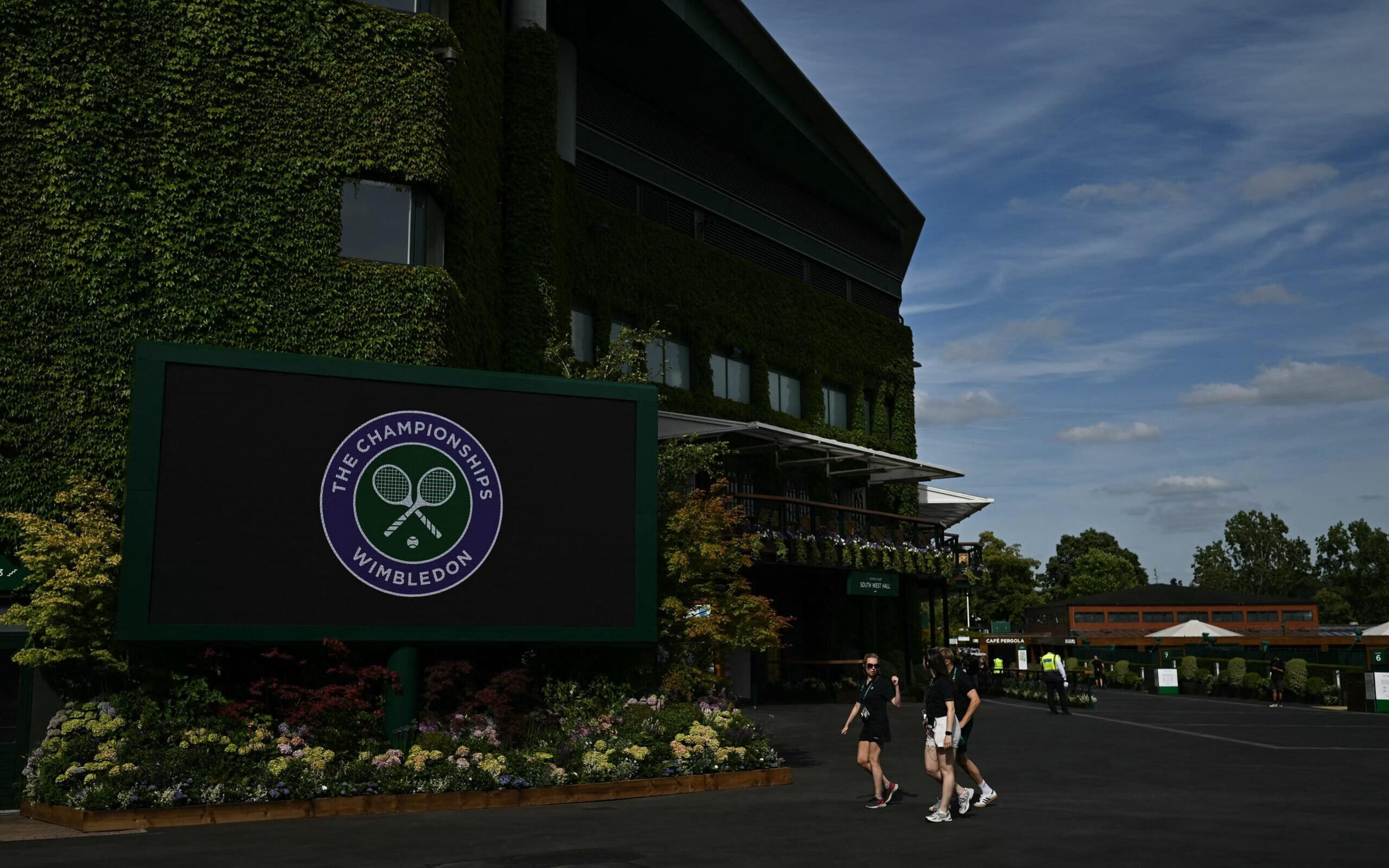 Wimbledon elimina juízes de linha pela primeira vez na história para 2025