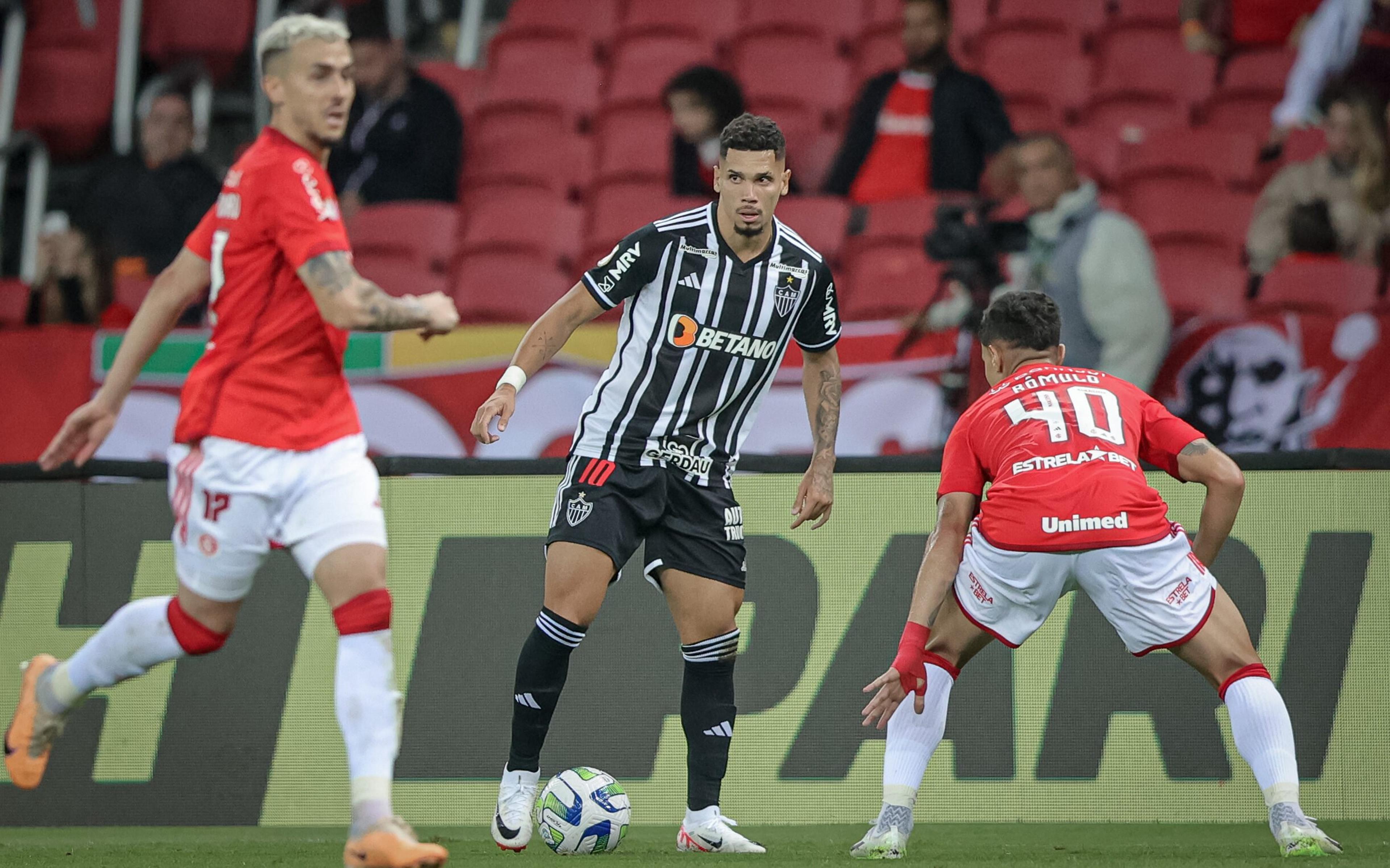 Atlético-MG e Internacional duelam pela primeira vez na Arena MRV