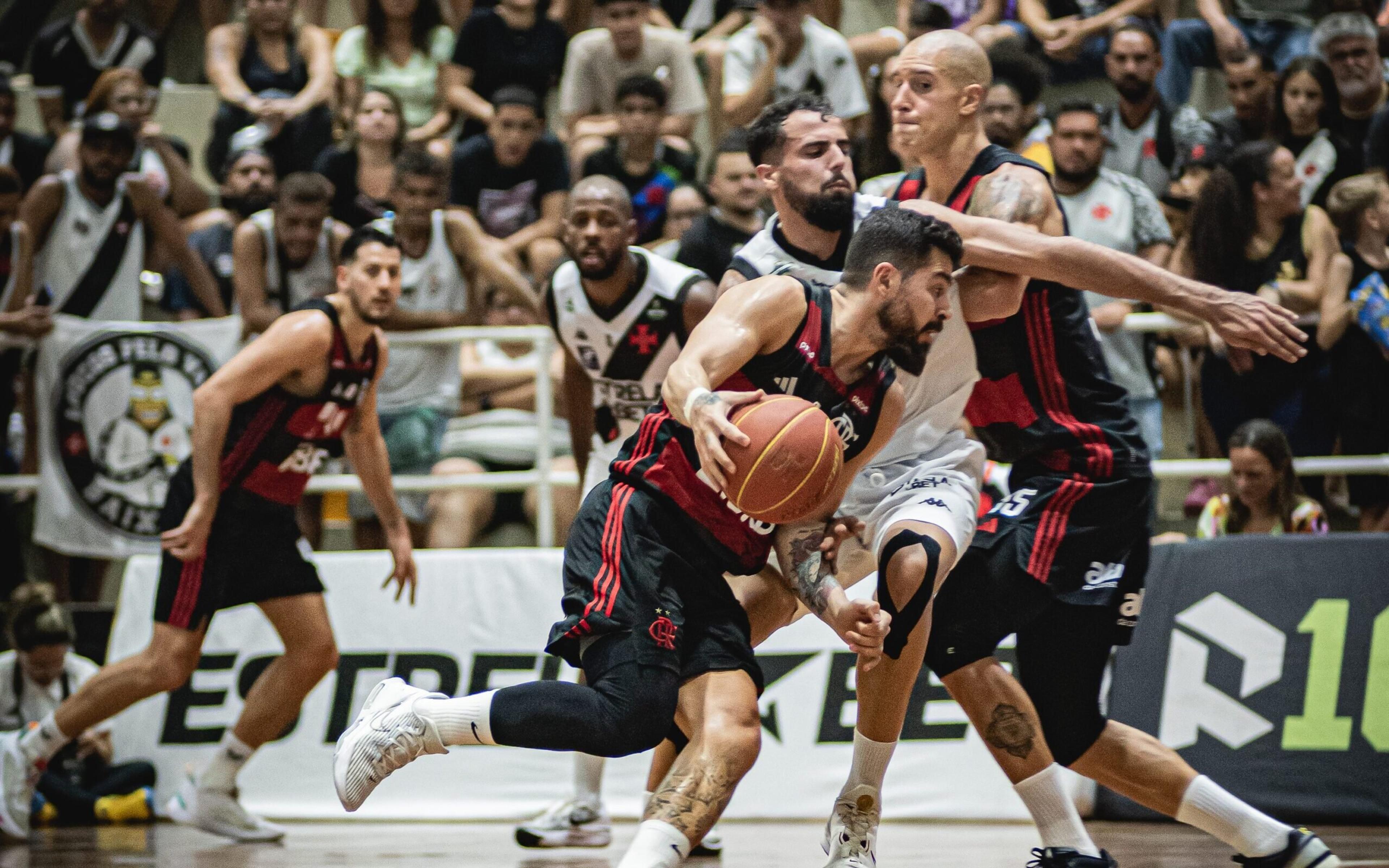 Vasco x Flamengo no NBB: veja horário e onde assistir ao jogo de basquete