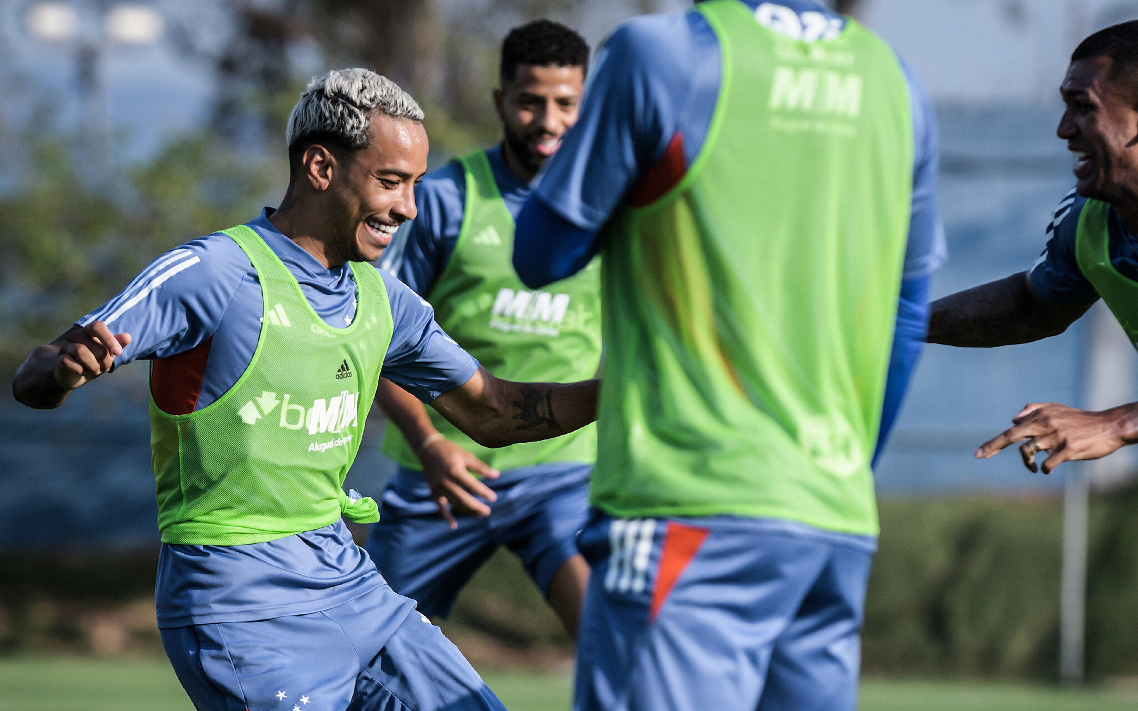 Contra o Lanús, Cruzeiro busca retomar caminho de vitórias no Mineirão