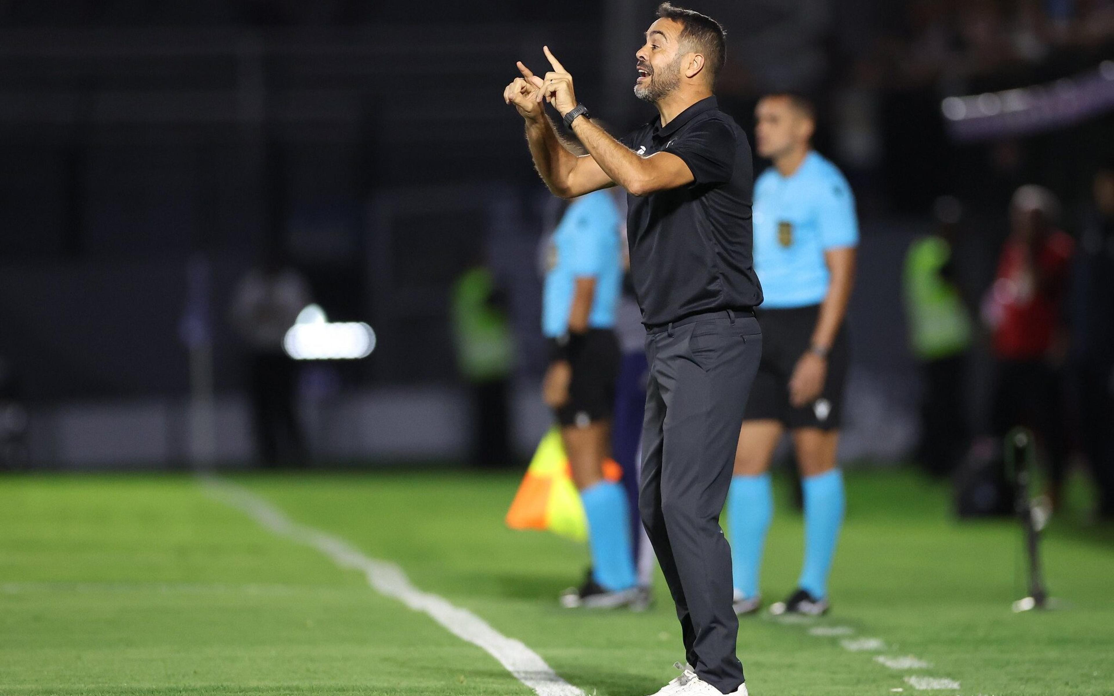 Artur Jorge aprova atuação do Botafogo contra o Bragantino: ‘Vitória justíssima ‘