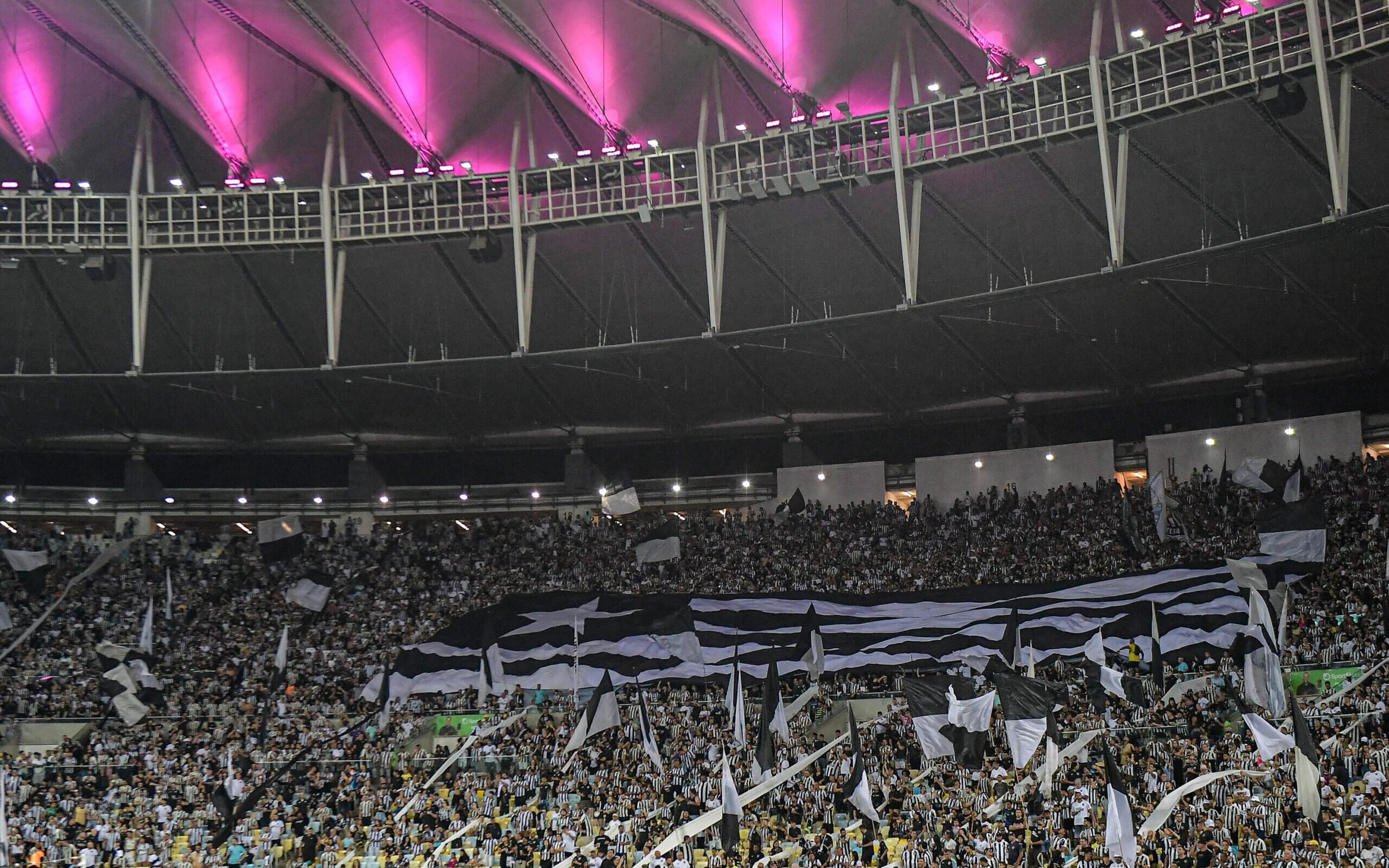 Torcedores do Botafogo questionam titularidade de reforço: ‘Não convenceu’