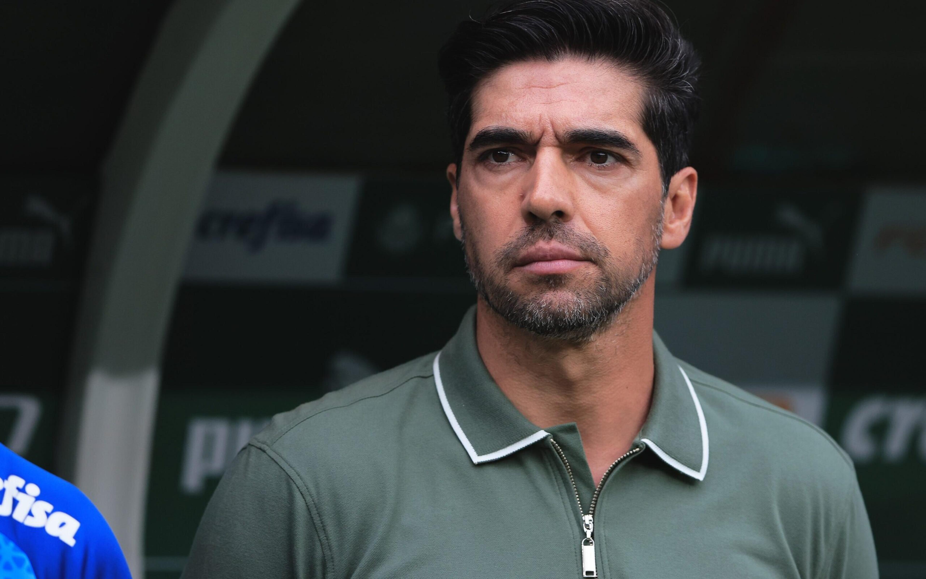 STJD libera Abel Ferreira, do Palmeiras, após julgamento por ato obsceno