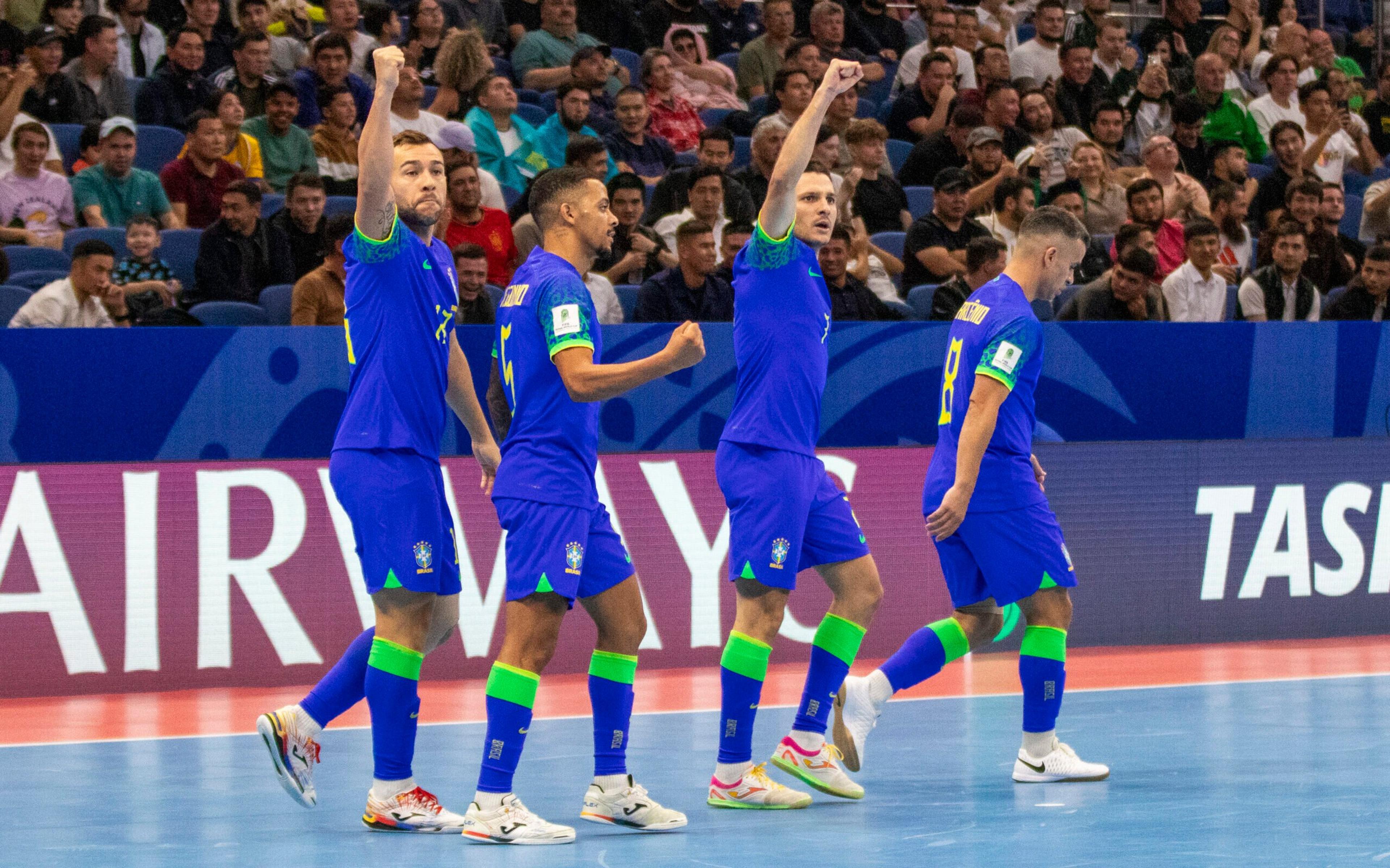 Em jogo emocionante, Brasil vence Ucrânia e vai à final da Copa do Mundo de Futsal