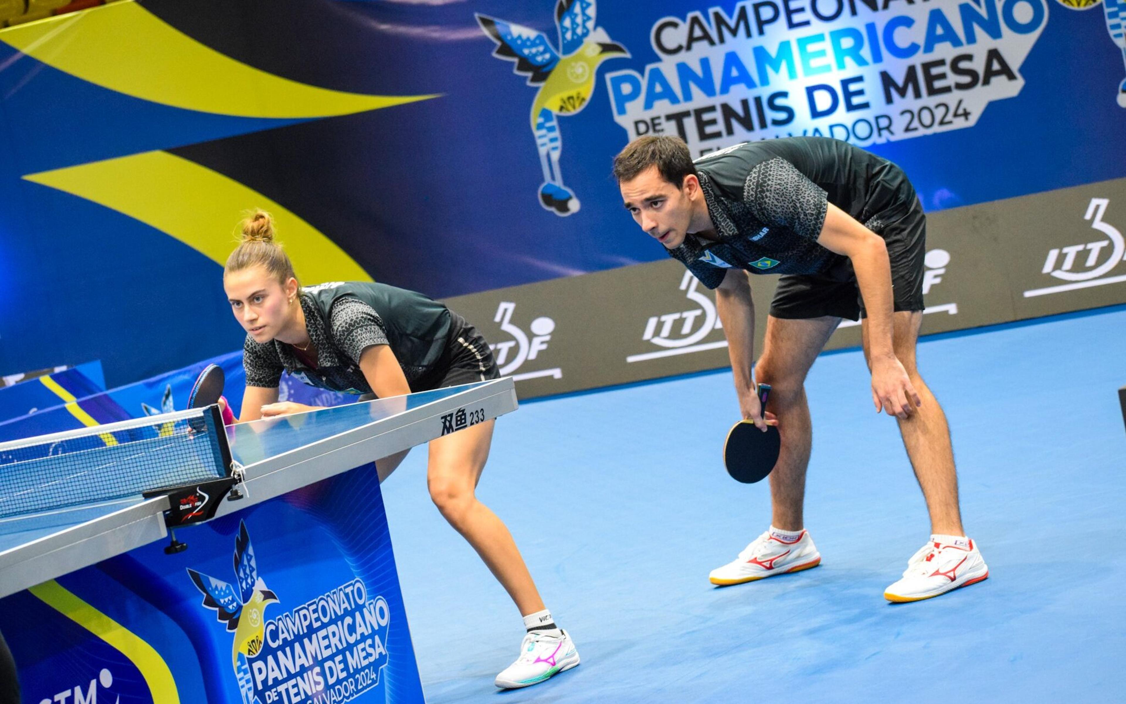 Atuando ao lado de Hugo Calderano, Bruna Takahashi perde para a irmã Giulia na final do Pan-Americano