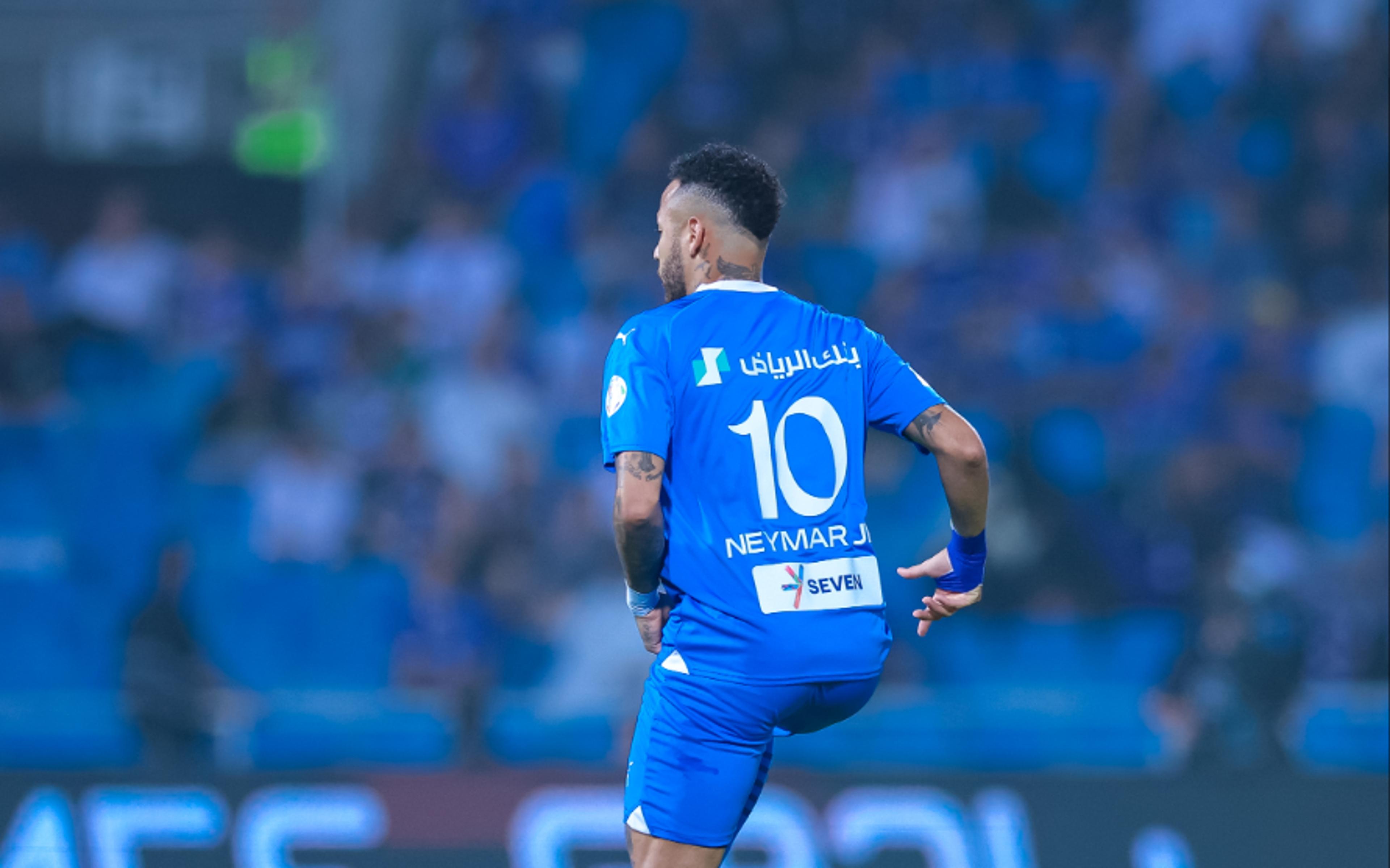 Neymar começa jogo do Al-Hilal no banco de reservas