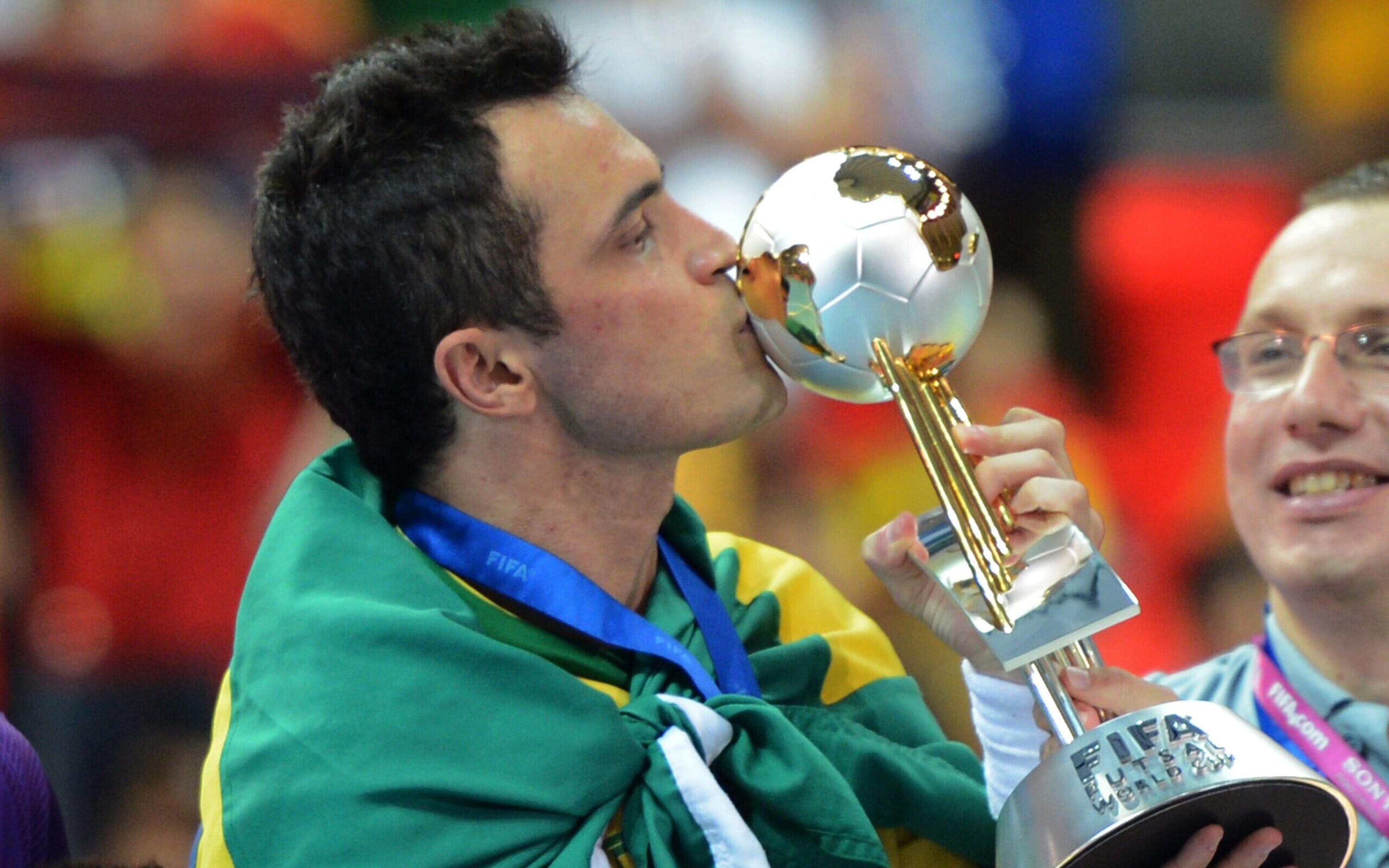 Falcão sobre Brasil x Argentina na final da Copa do Mundo de Futsal: ‘Queria ter jogado’