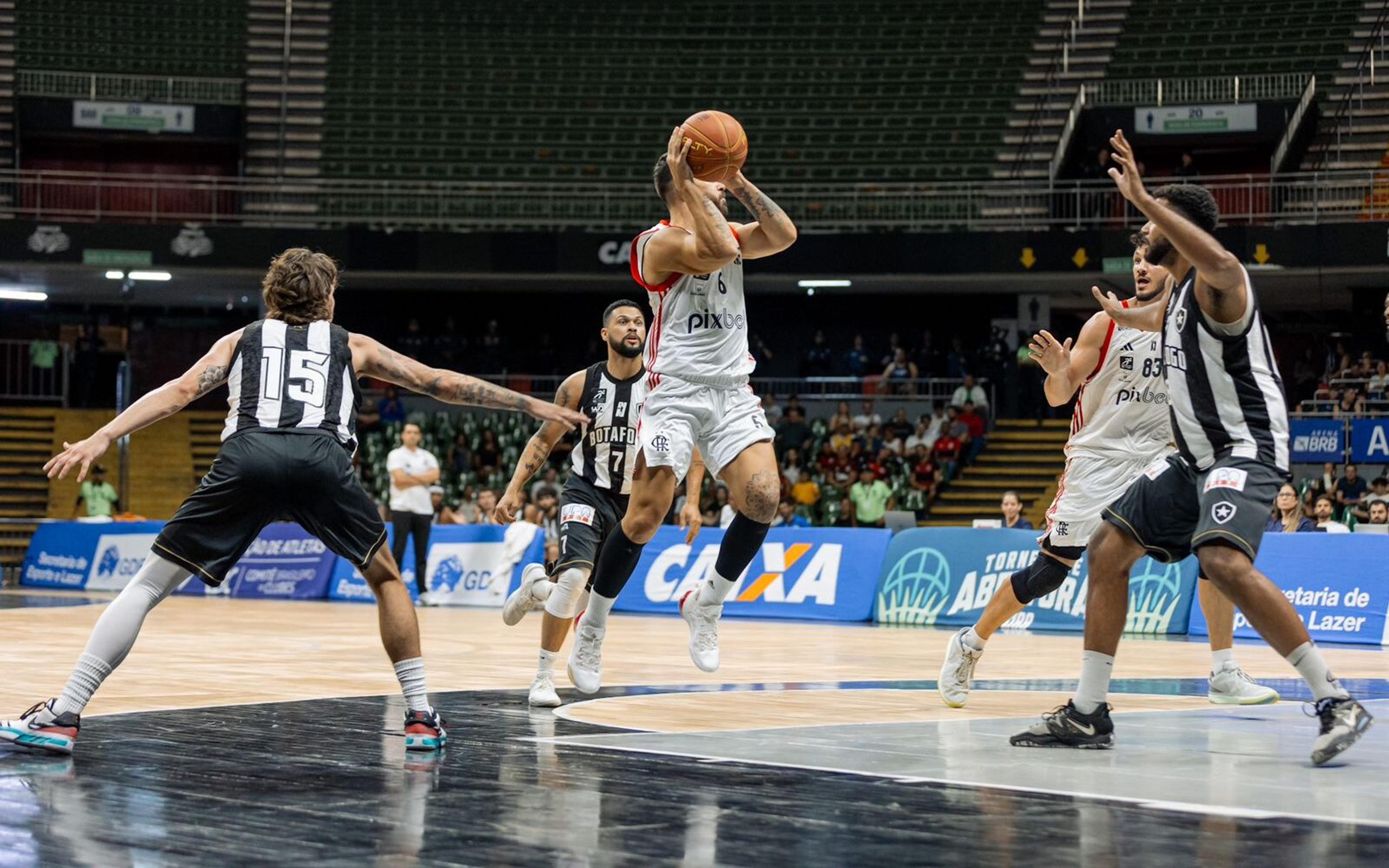 Flamengo vence Botafogo em clássico no Torneio de Abertura do NBB