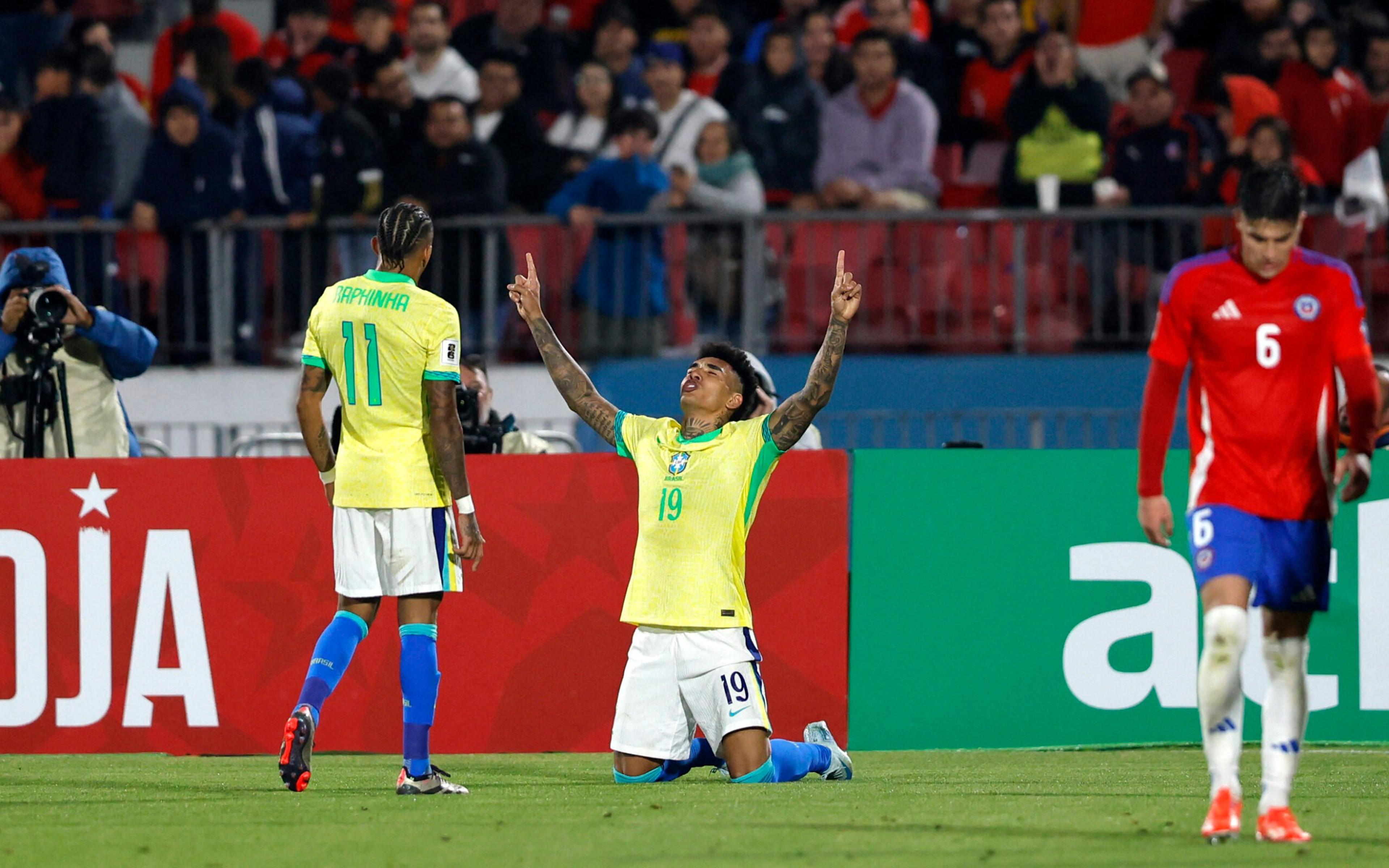 Adversário de Igor Jesus no Brasileirão elogia gol de atacante: ‘Golaço’