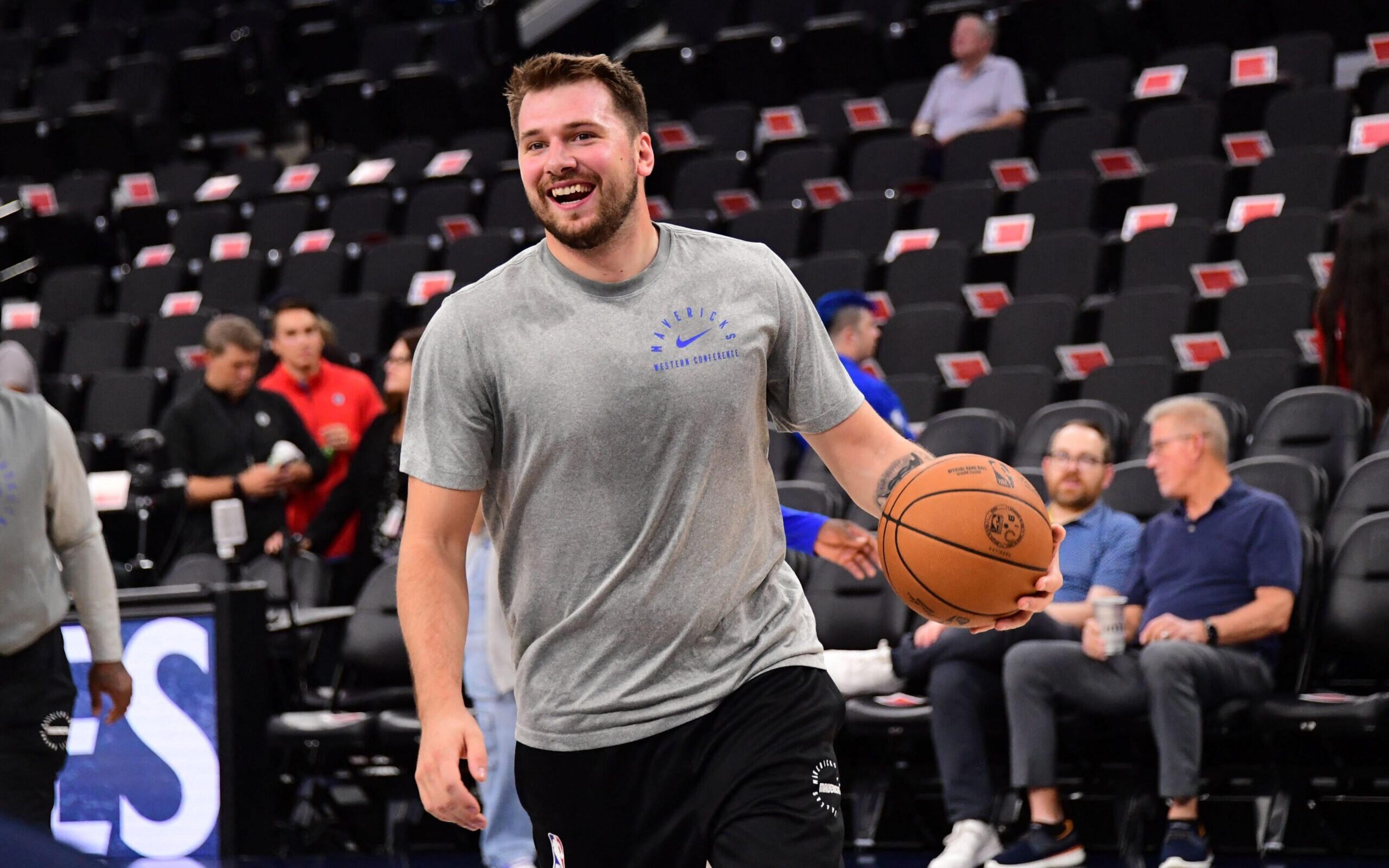 Mavericks atualiza situação médica de Luka Doncic para estreia da NBA, contra o Spurs