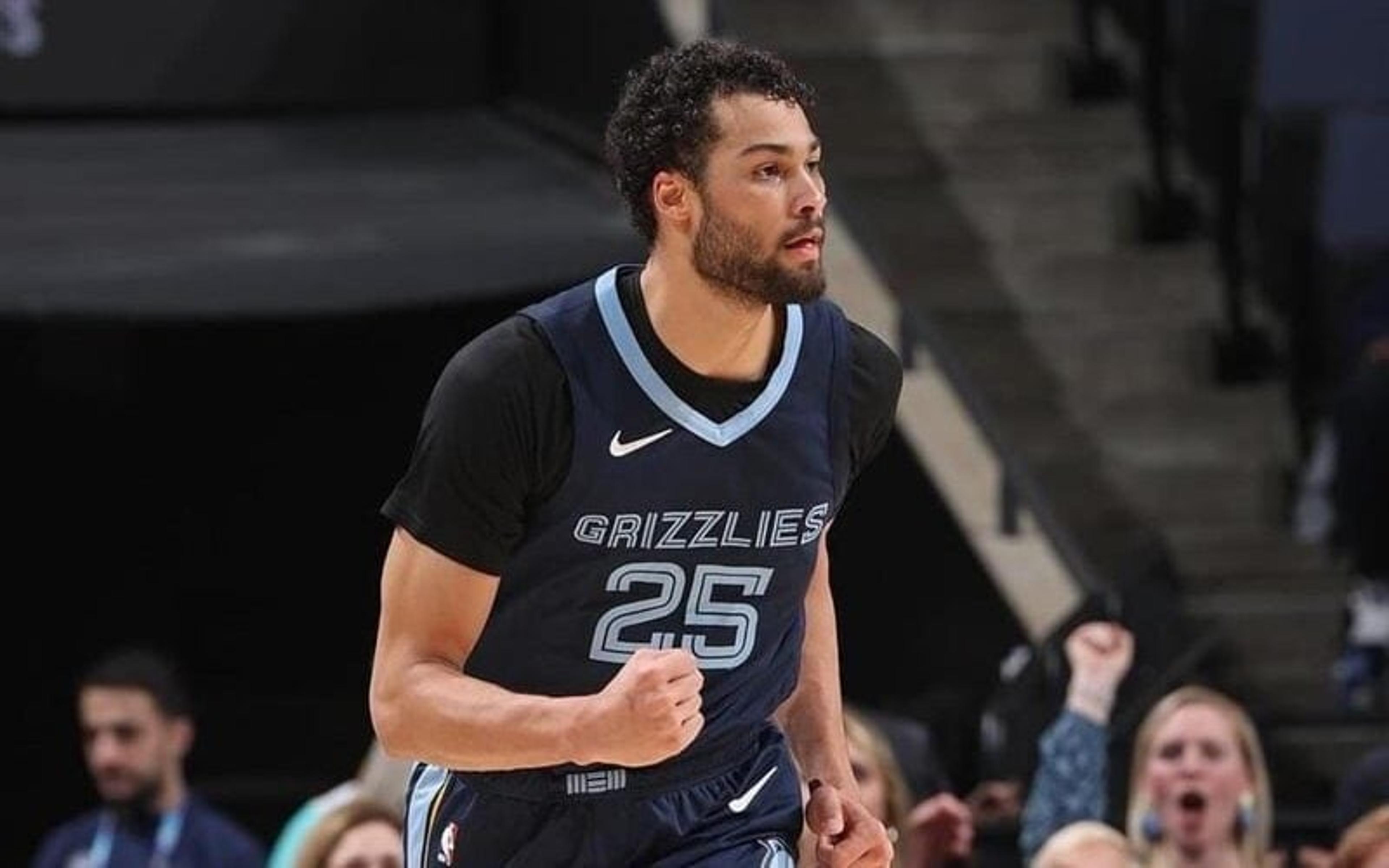 NBA: brasileiro Mãozinha se destaca em vitória dos Grizzlies contra os Mavs