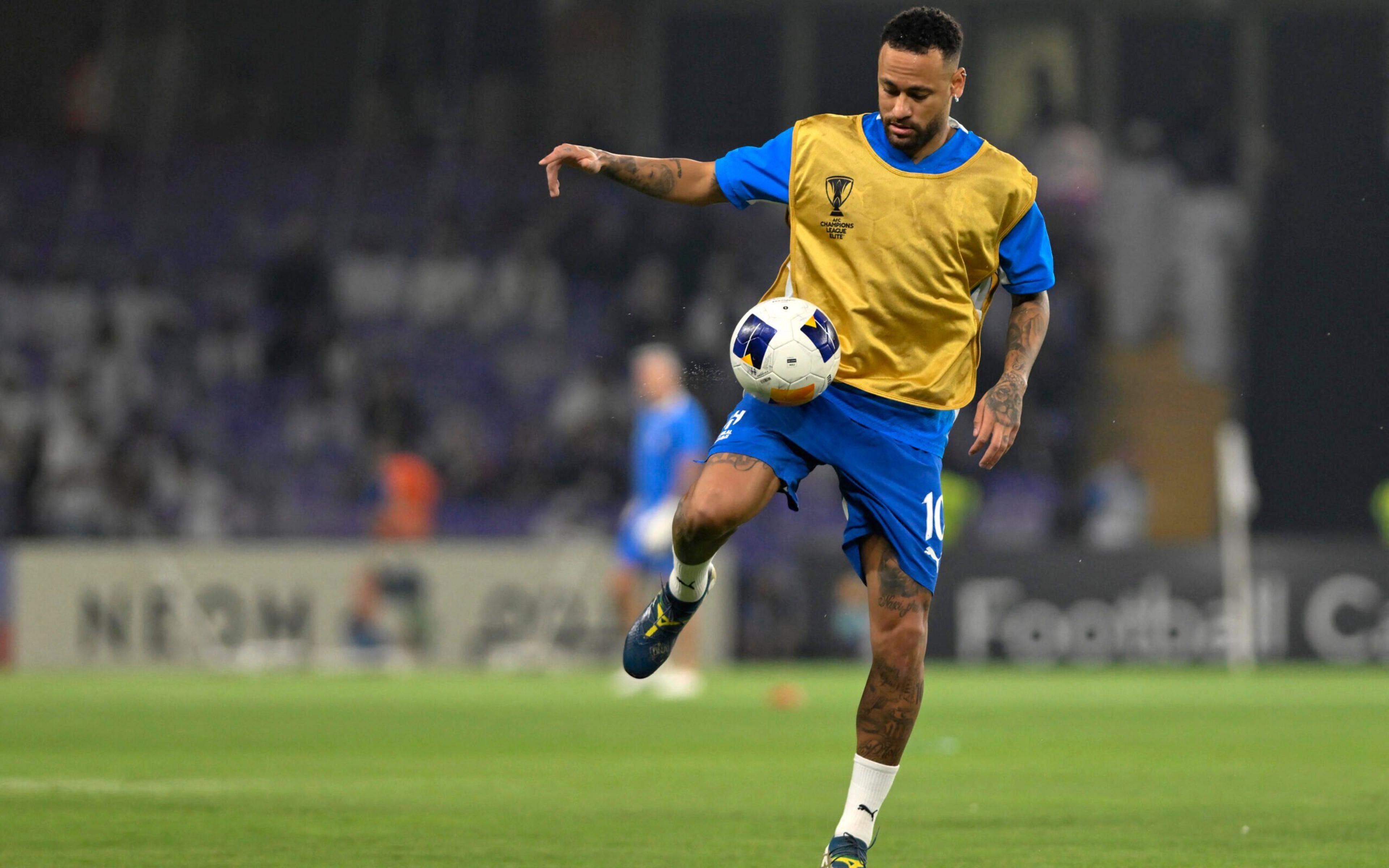 Neymar voltou! Atacante é atração no 2º tempo do jogo do Al Hilal