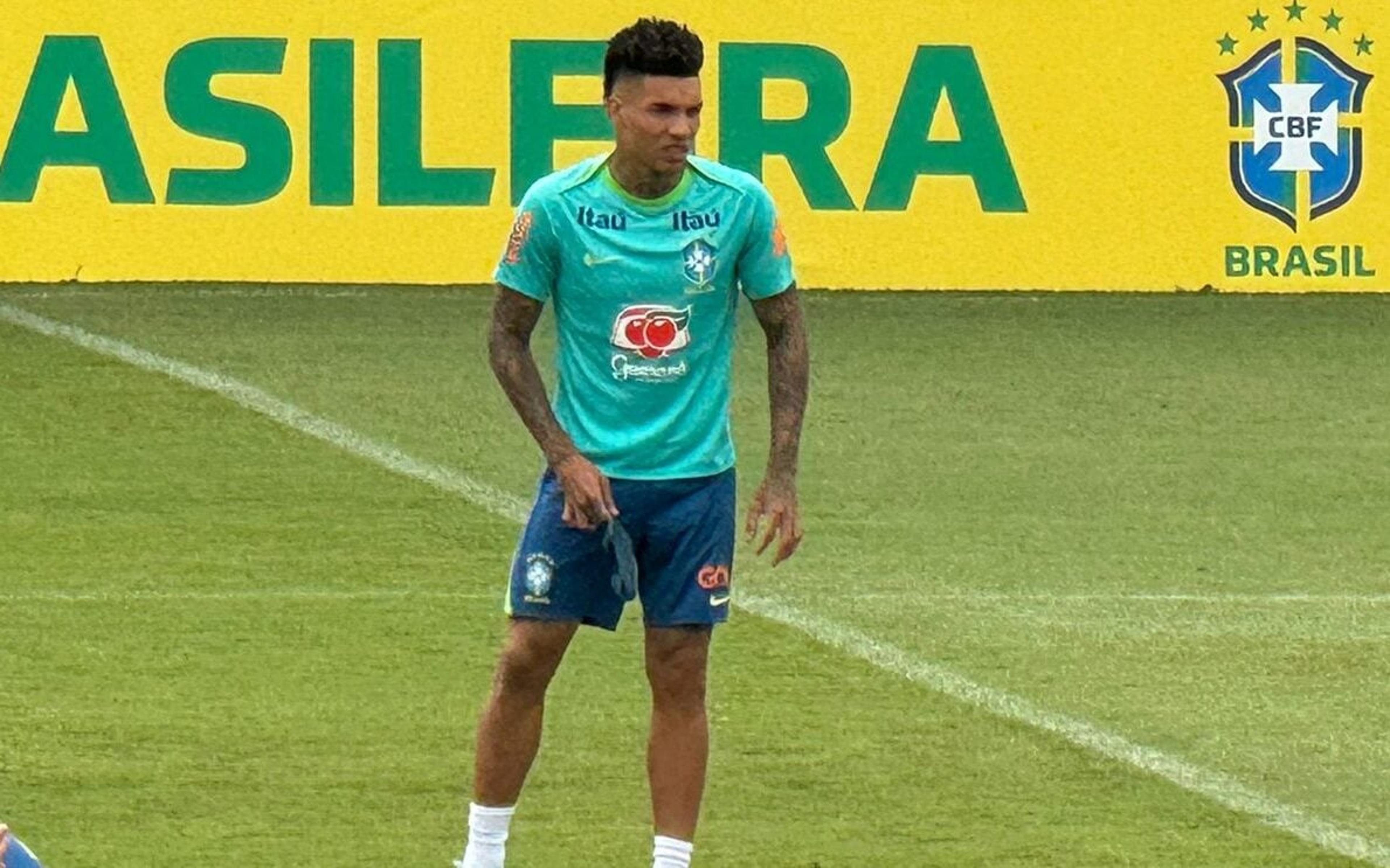 Por que Igor Jesus joga e Endrick fica no banco na Seleção?