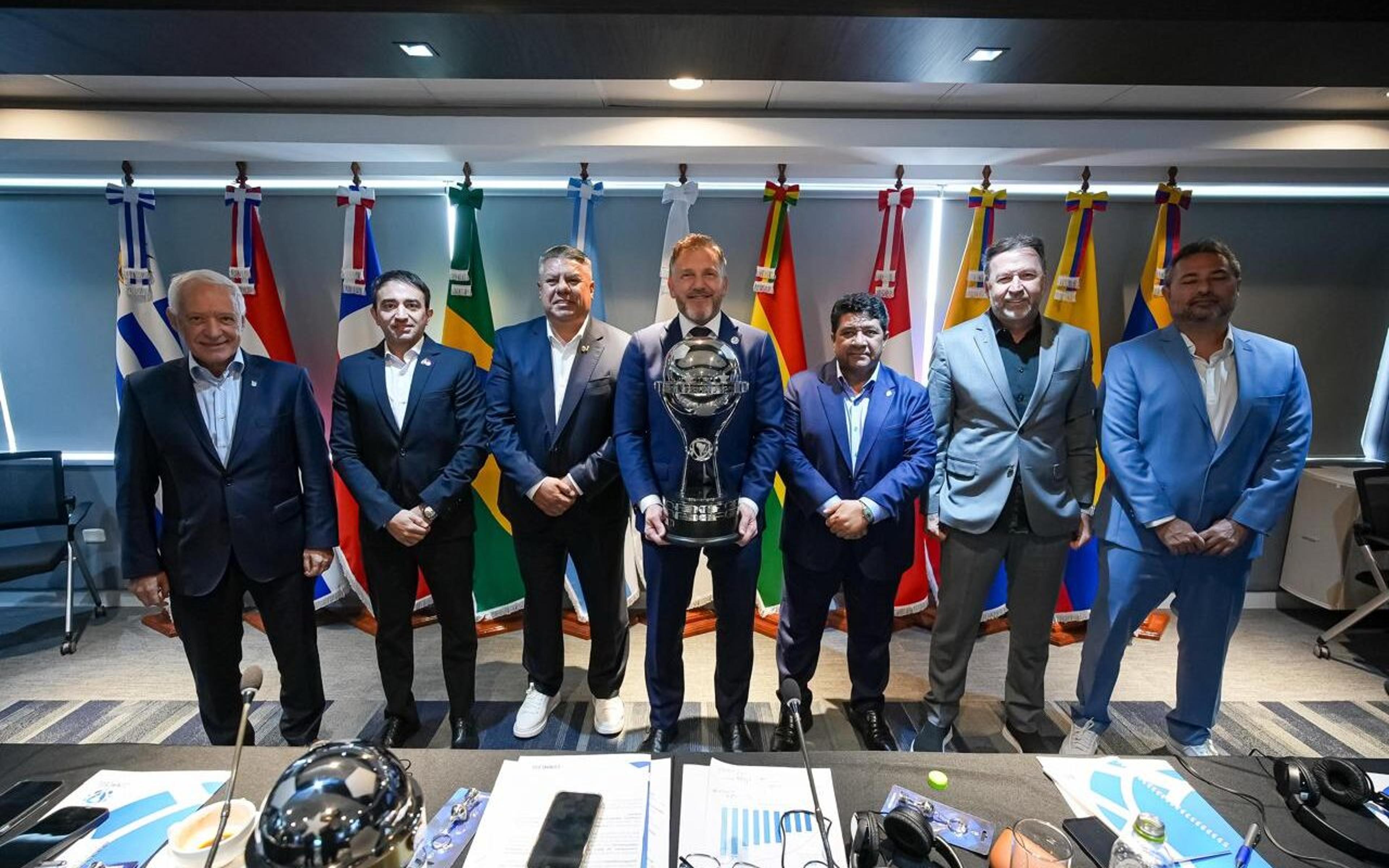 Conmebol reúne dirigentes semifinalistas da Libertadores e da Sul-Americana