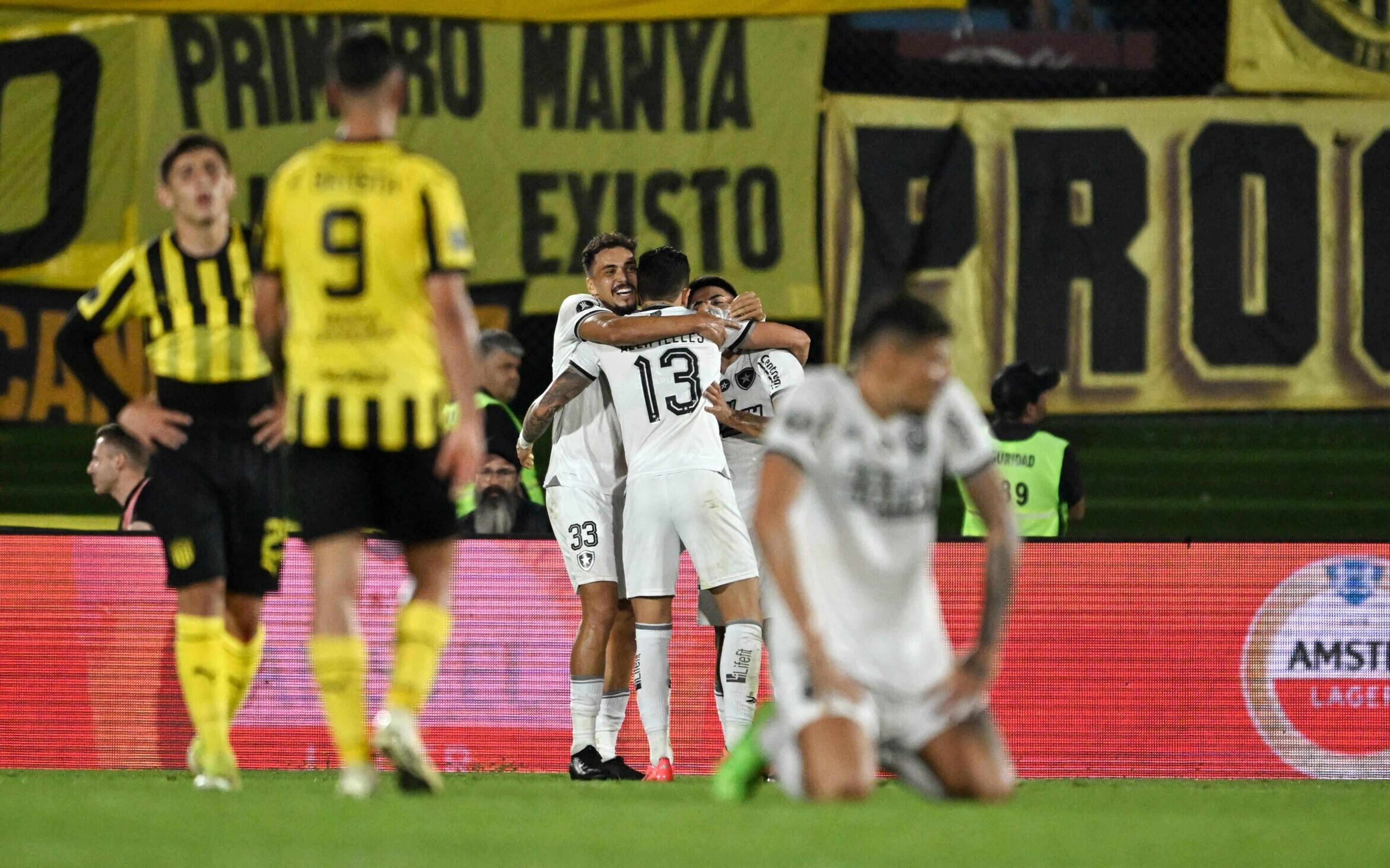 Botafogo perde, mas confirma final inédita da Libertadores com o Atlético-MG