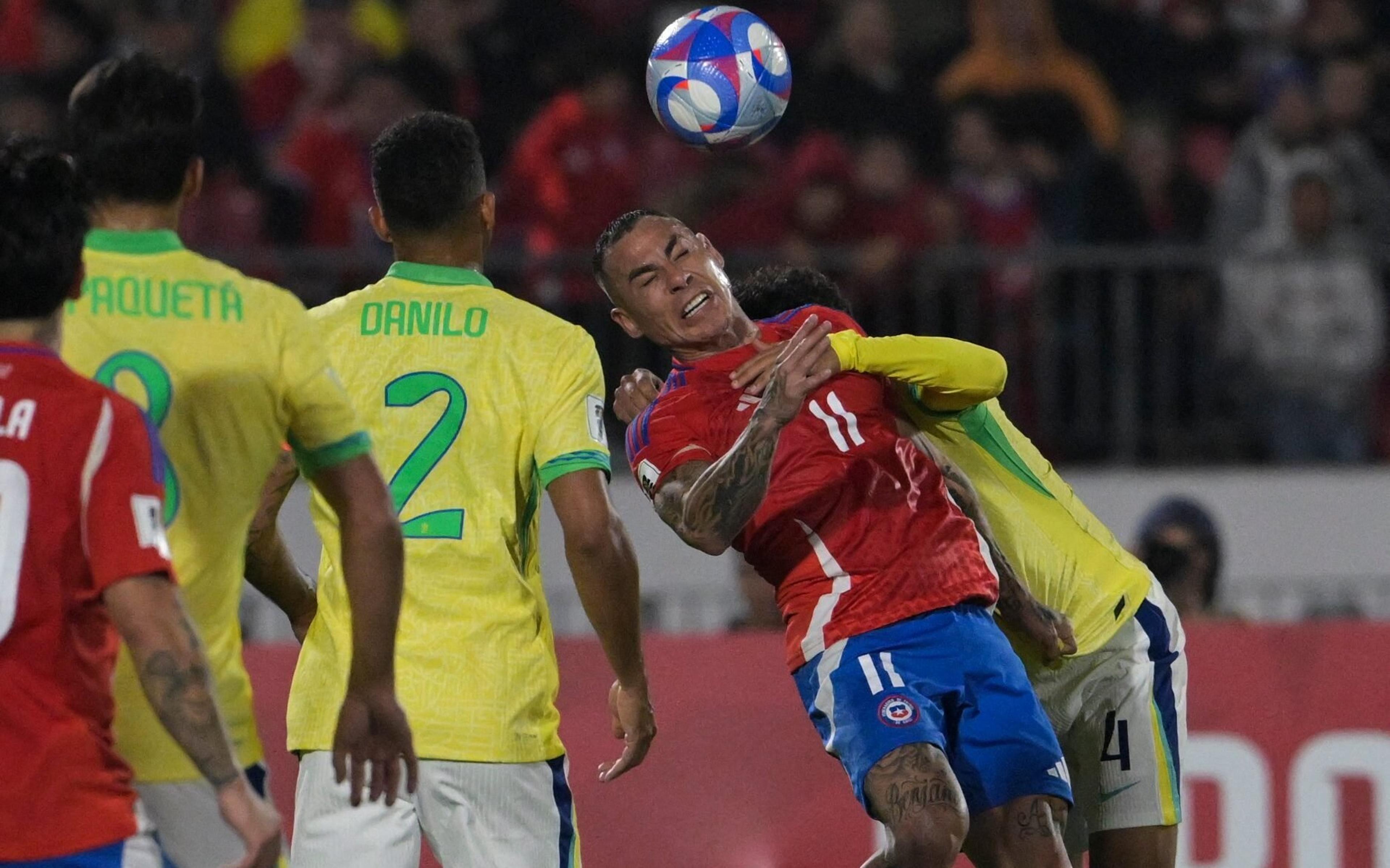 Torcedores detonam jogador por gol sofrido pelo Brasil: ‘Uma piada’