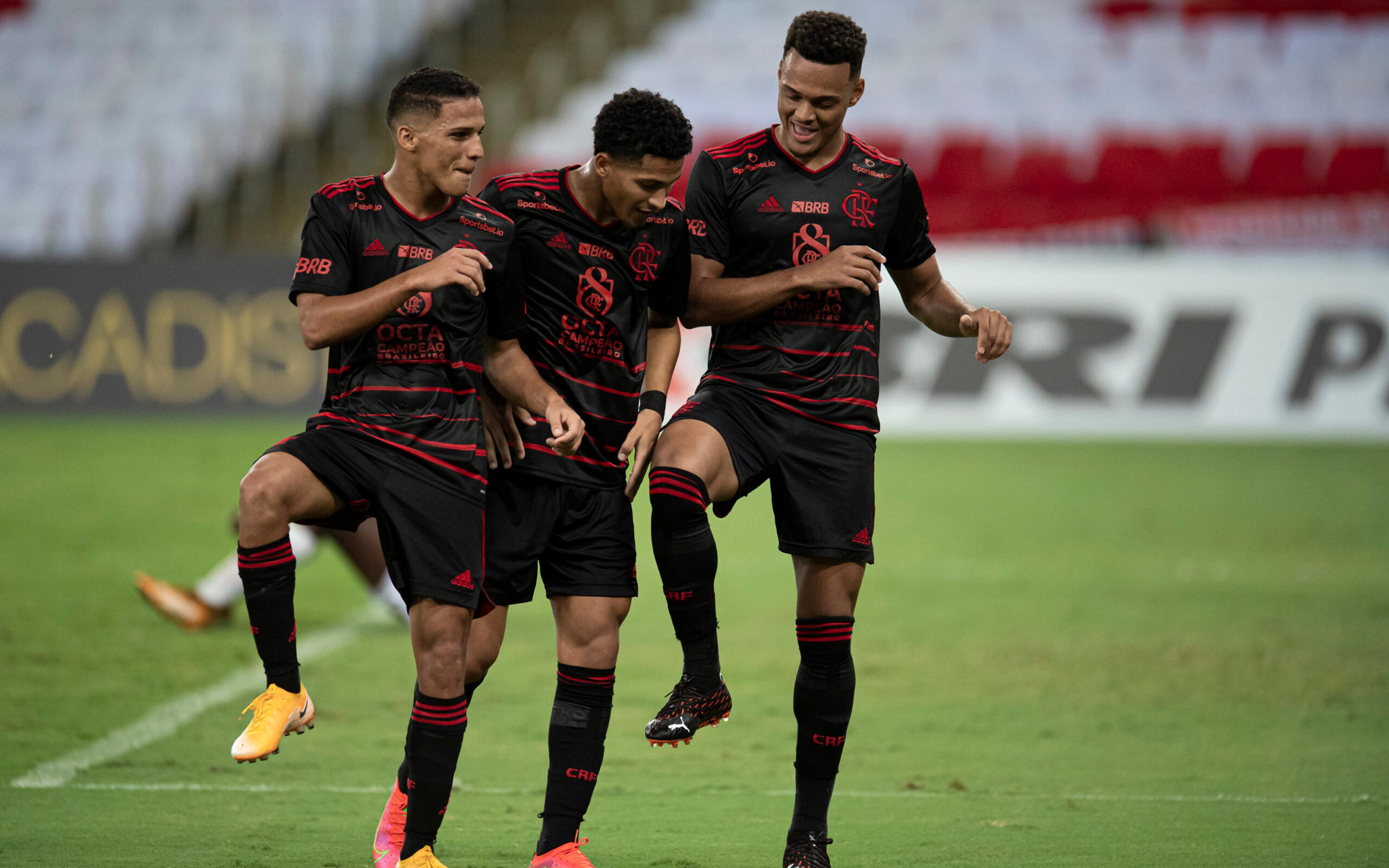 Flamengo tem retorno de atacante após período de empréstimo