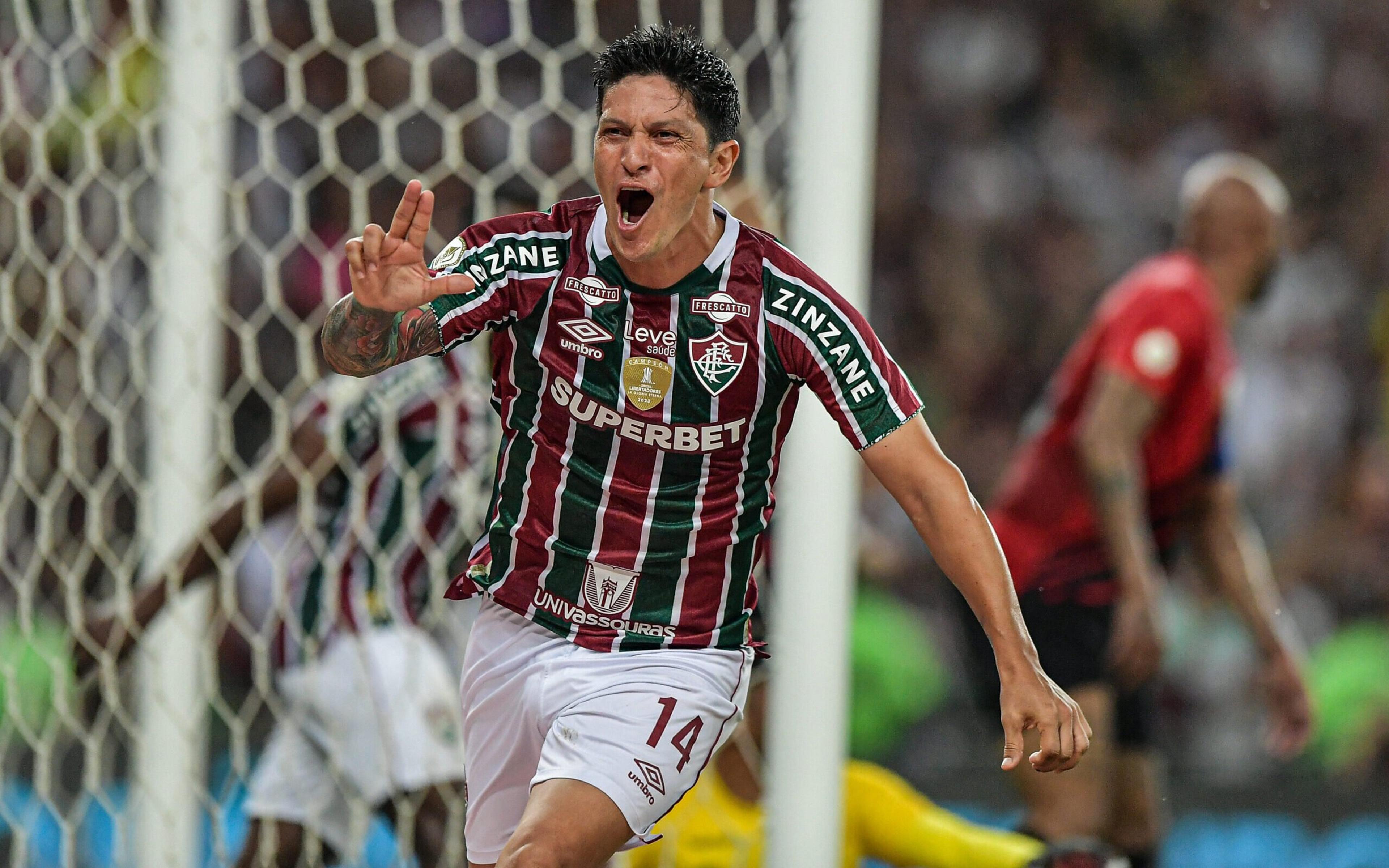 Cano volta a marcar, Fluminense vence o Athletico-PR e salta na tabela