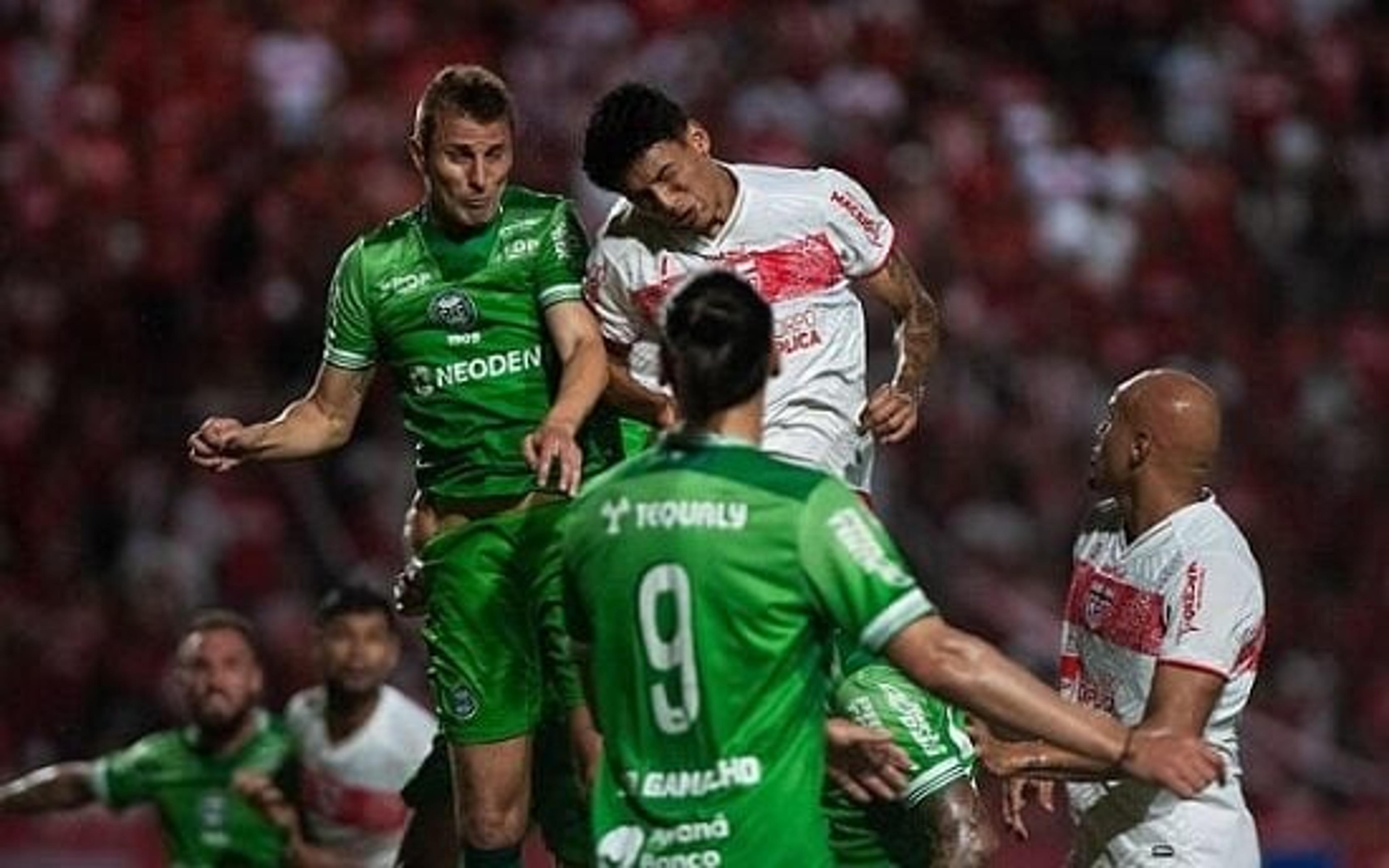 Coritiba x CRB: onde assistir, horário e prováveis escalações do jogo pela Série B