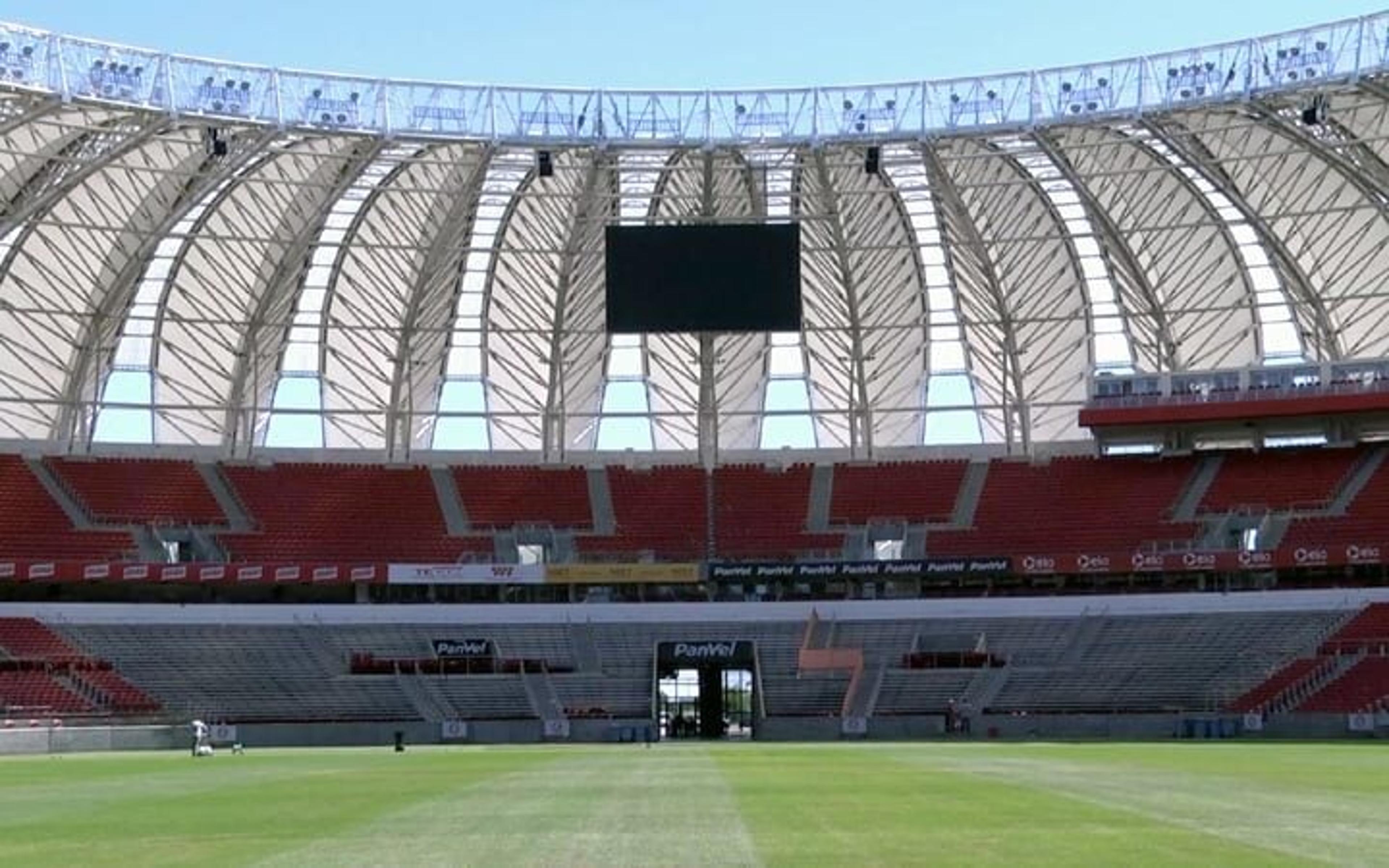 Polícia indicia torcedor que atirou pedras em ônibus da torcida do Grêmio