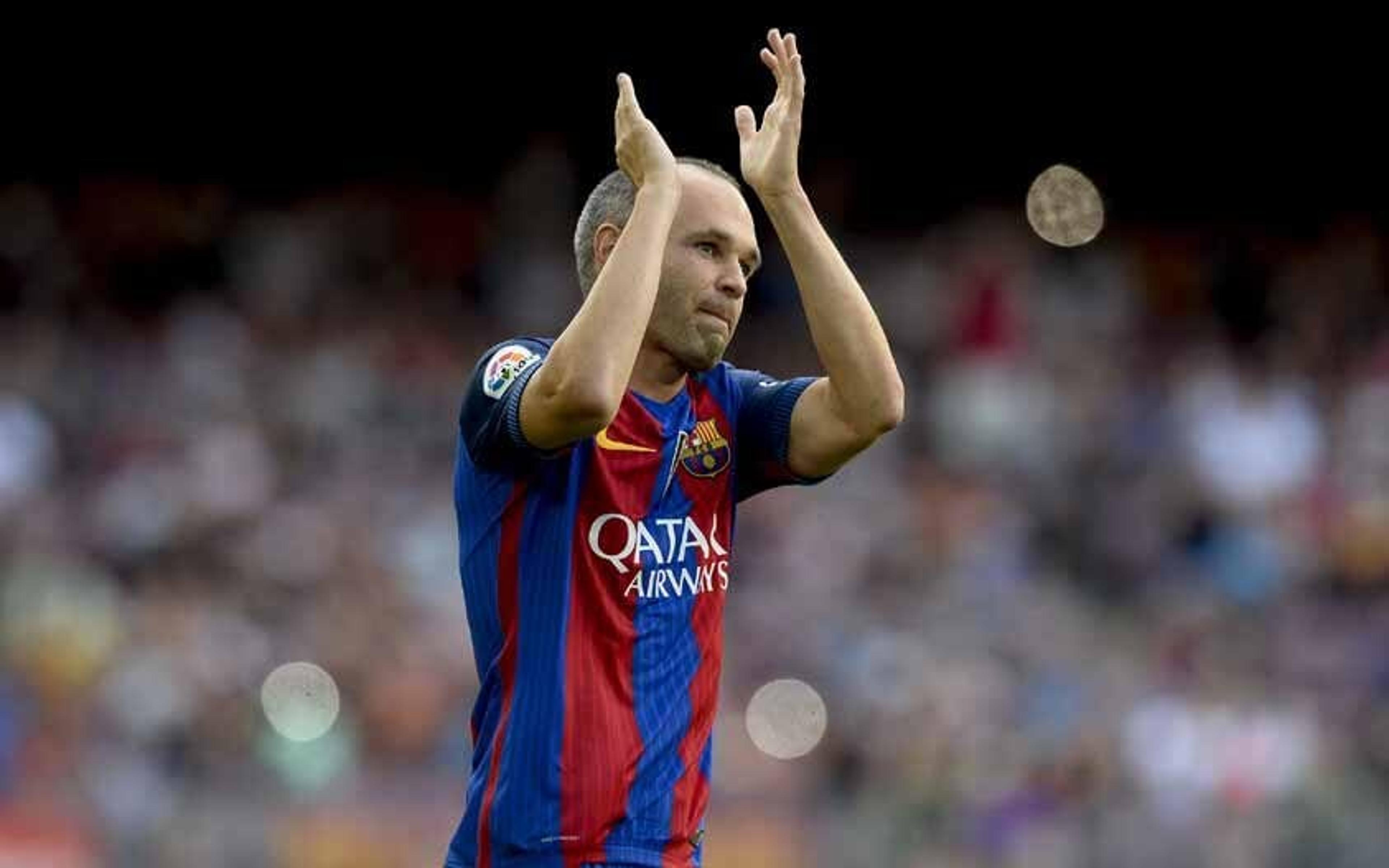 Ídolo do Barcelona e da Espanha, Iniesta anuncia aposentadoria do futebol