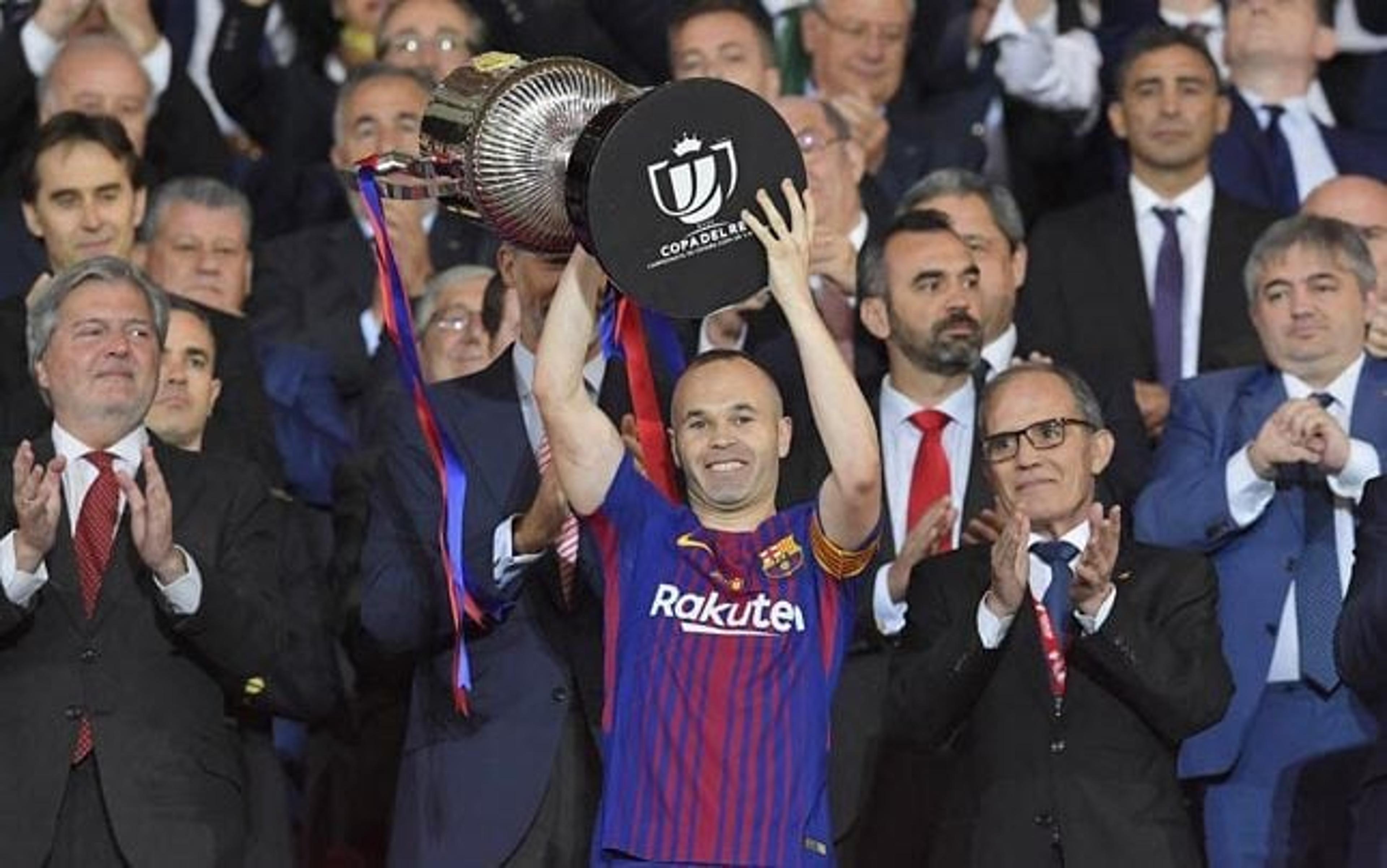 Carreira de Iniesta: confira os títulos da lenda que vai se aposentar