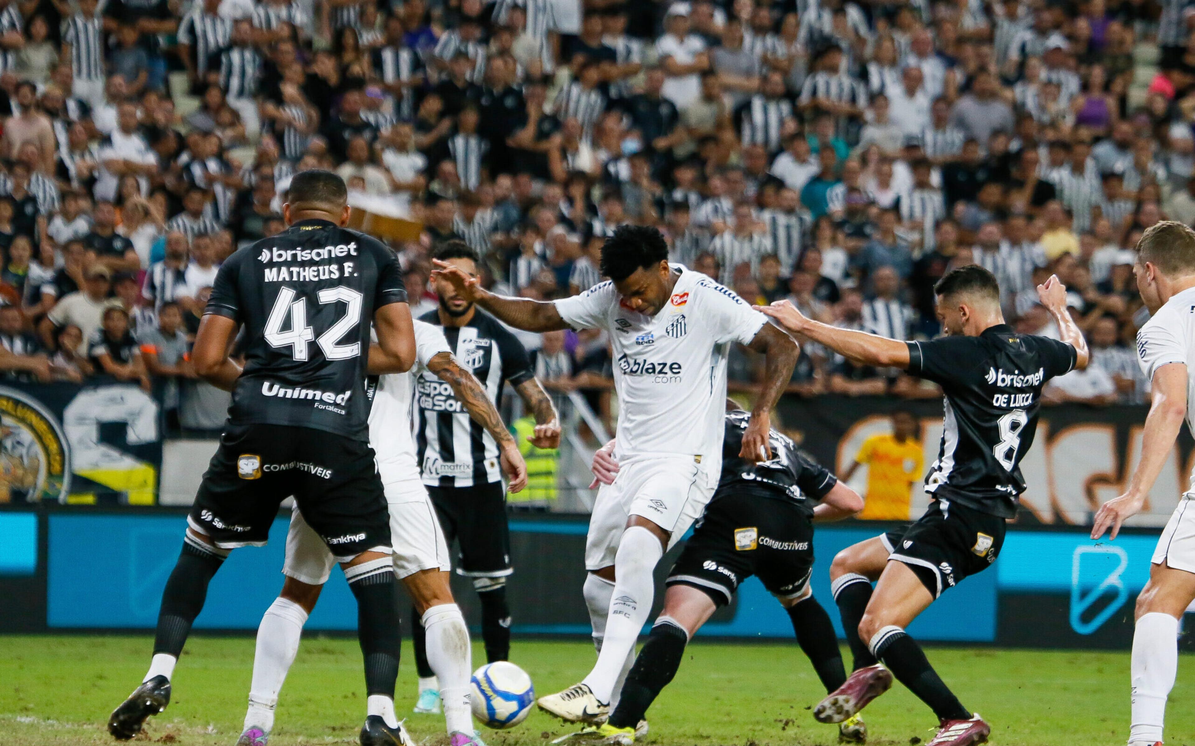 Santos x Ceará: onde assistir, horário e escalações do jogo pela Série B