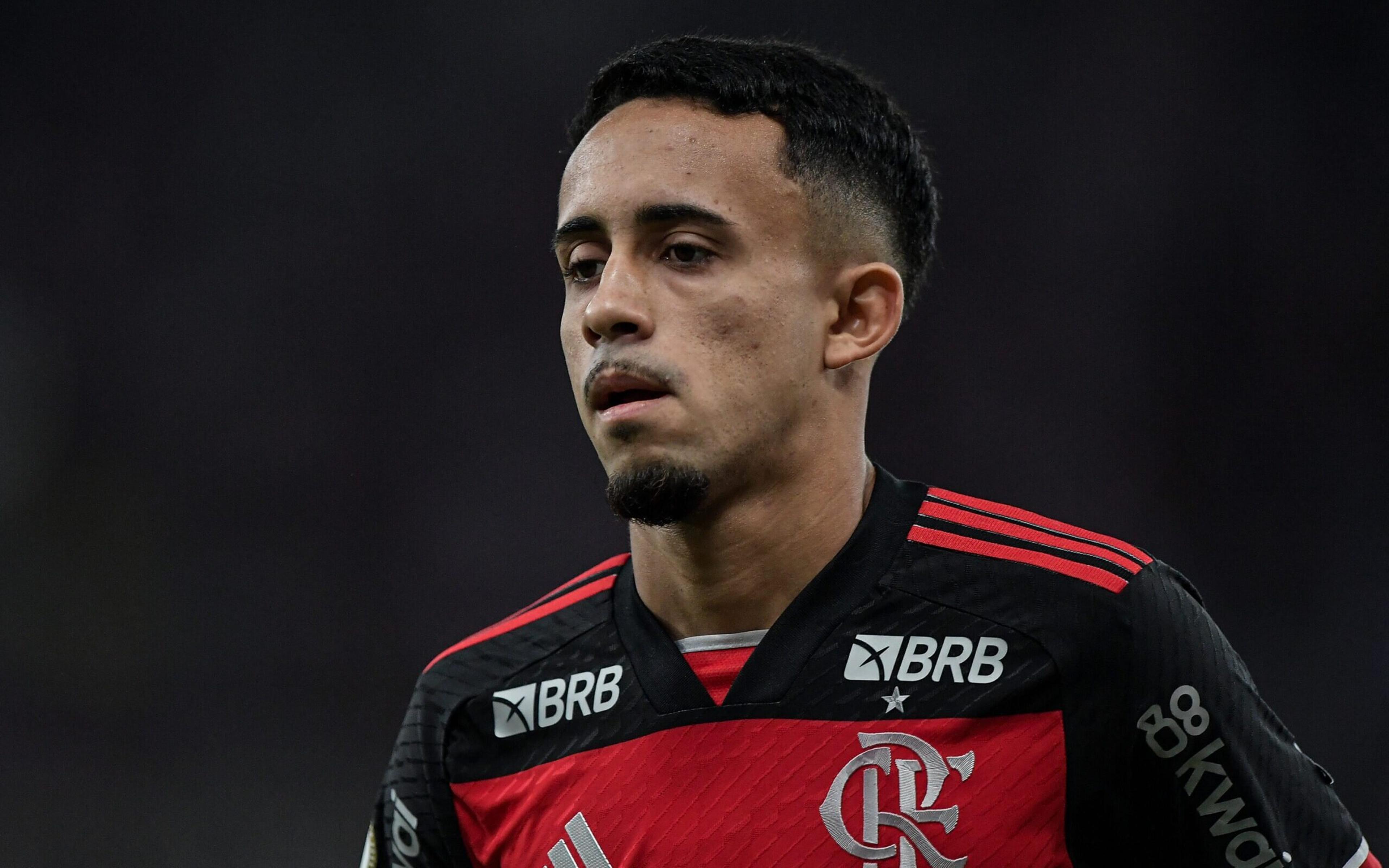 Matheus Gonçalves, do Flamengo, explica polêmica em motel, e mulher rebate