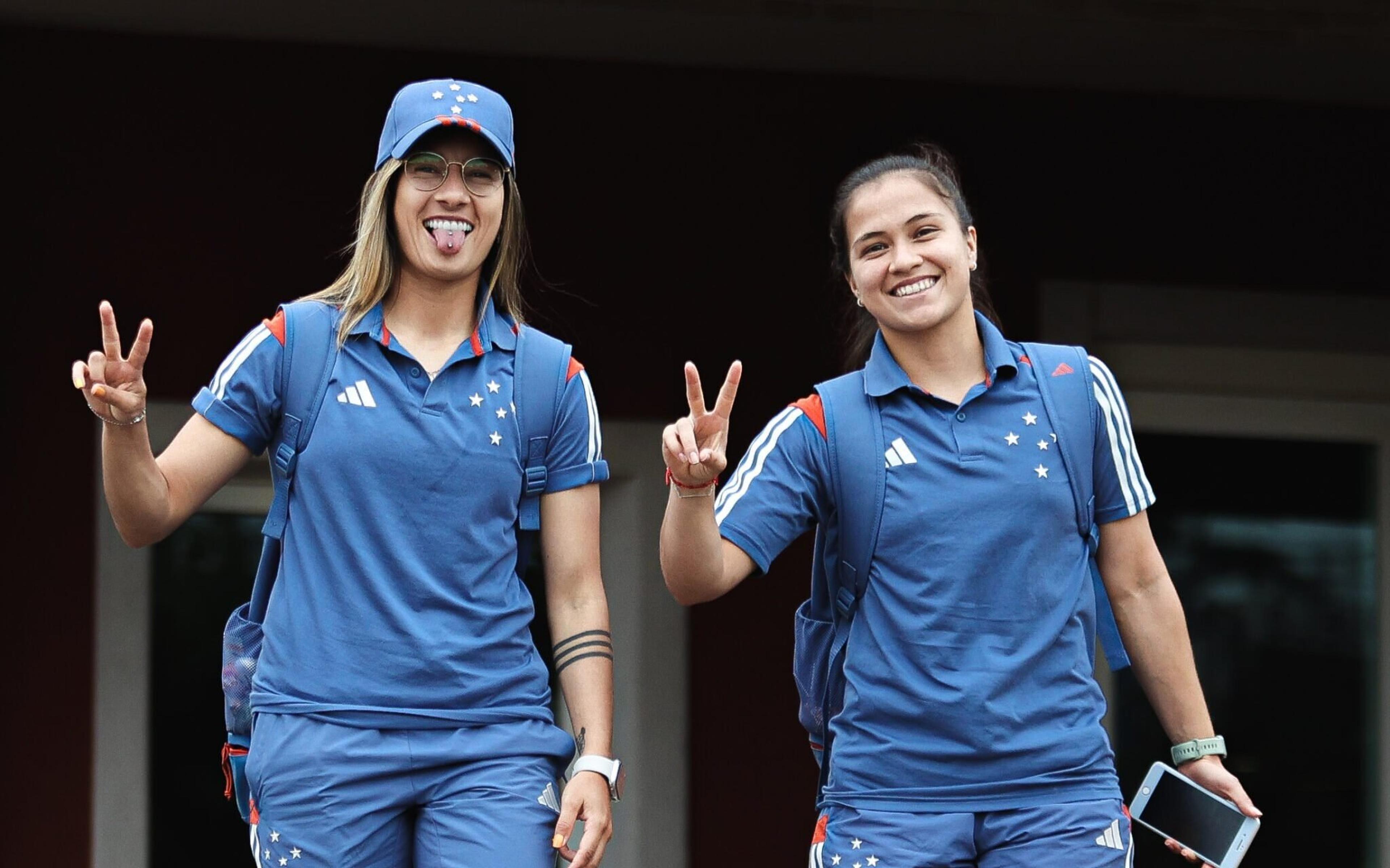 Cruzeiro renova contrato com dupla de jogadoras