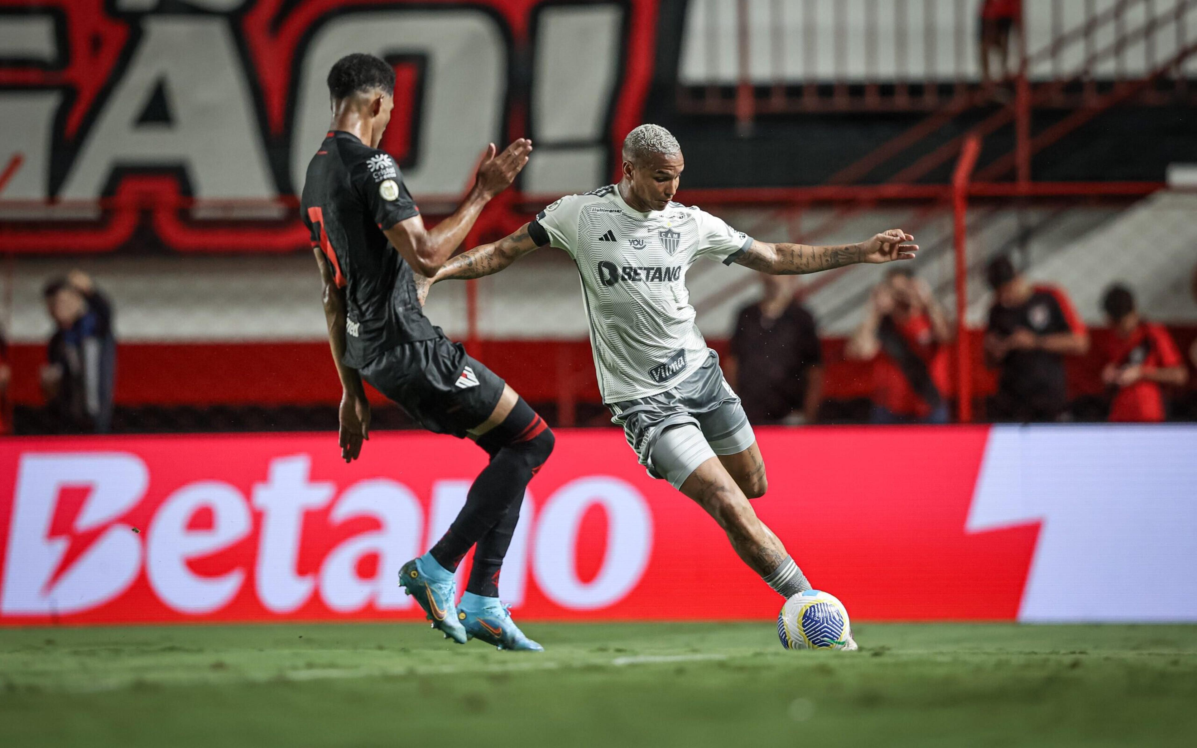 Atlético-MG vê chances de Libertadores via Brasileirão diminuírem