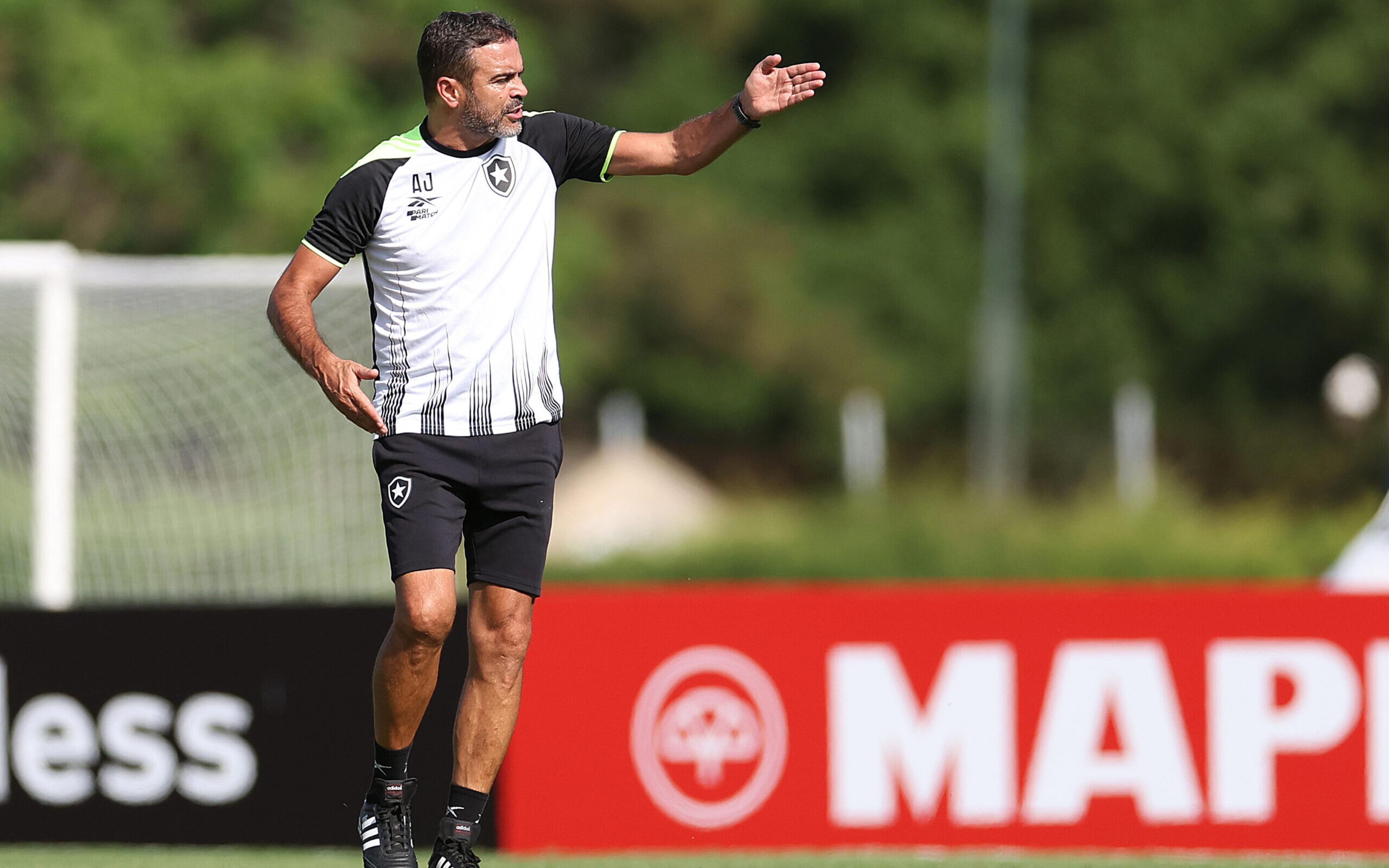 Atlético-MG x Botafogo: saiba aproveitamento de Artur Jorge em finais