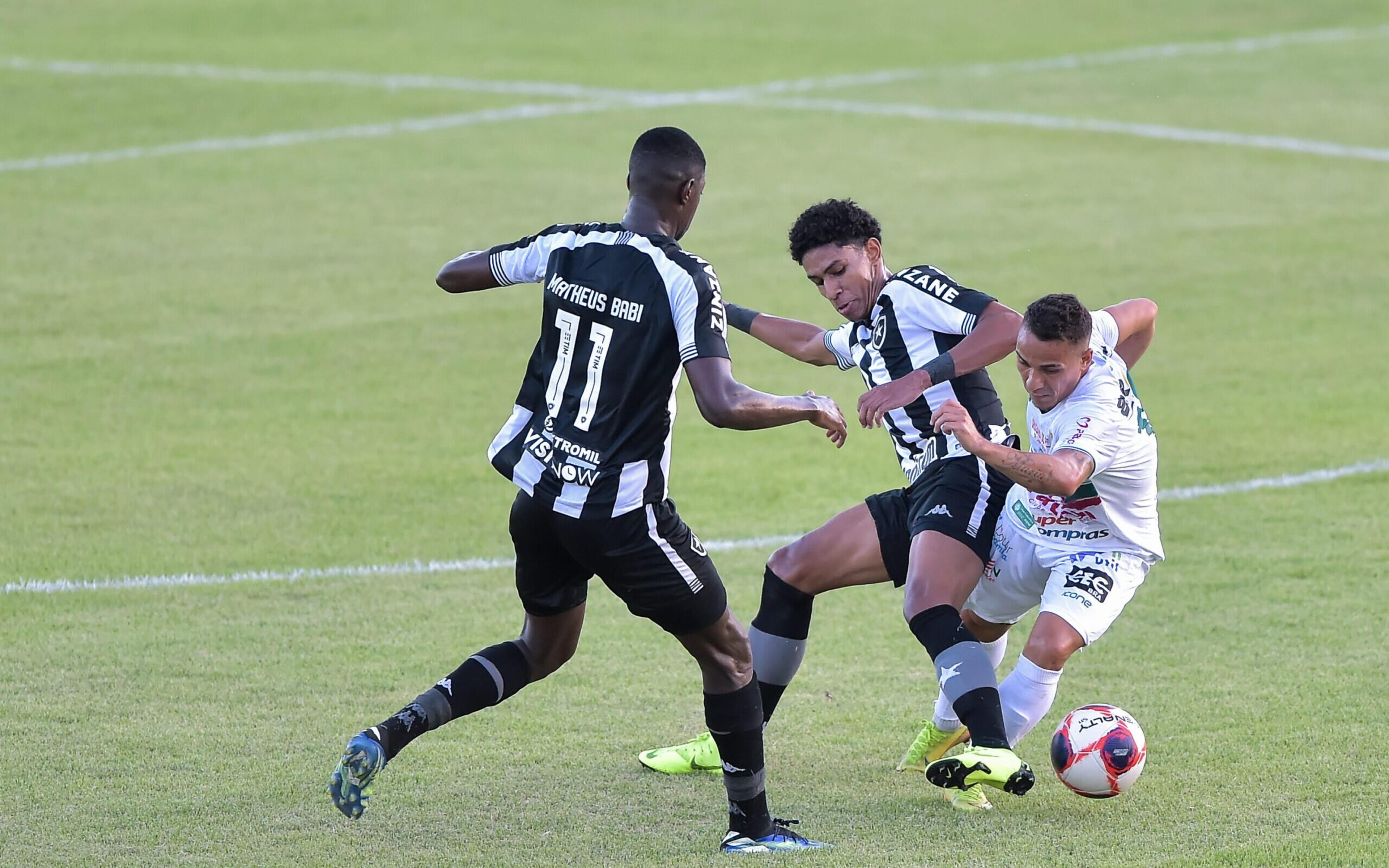 Ex-Botafogo e Ceará revela torcida pelos clubes na reta final da temporada